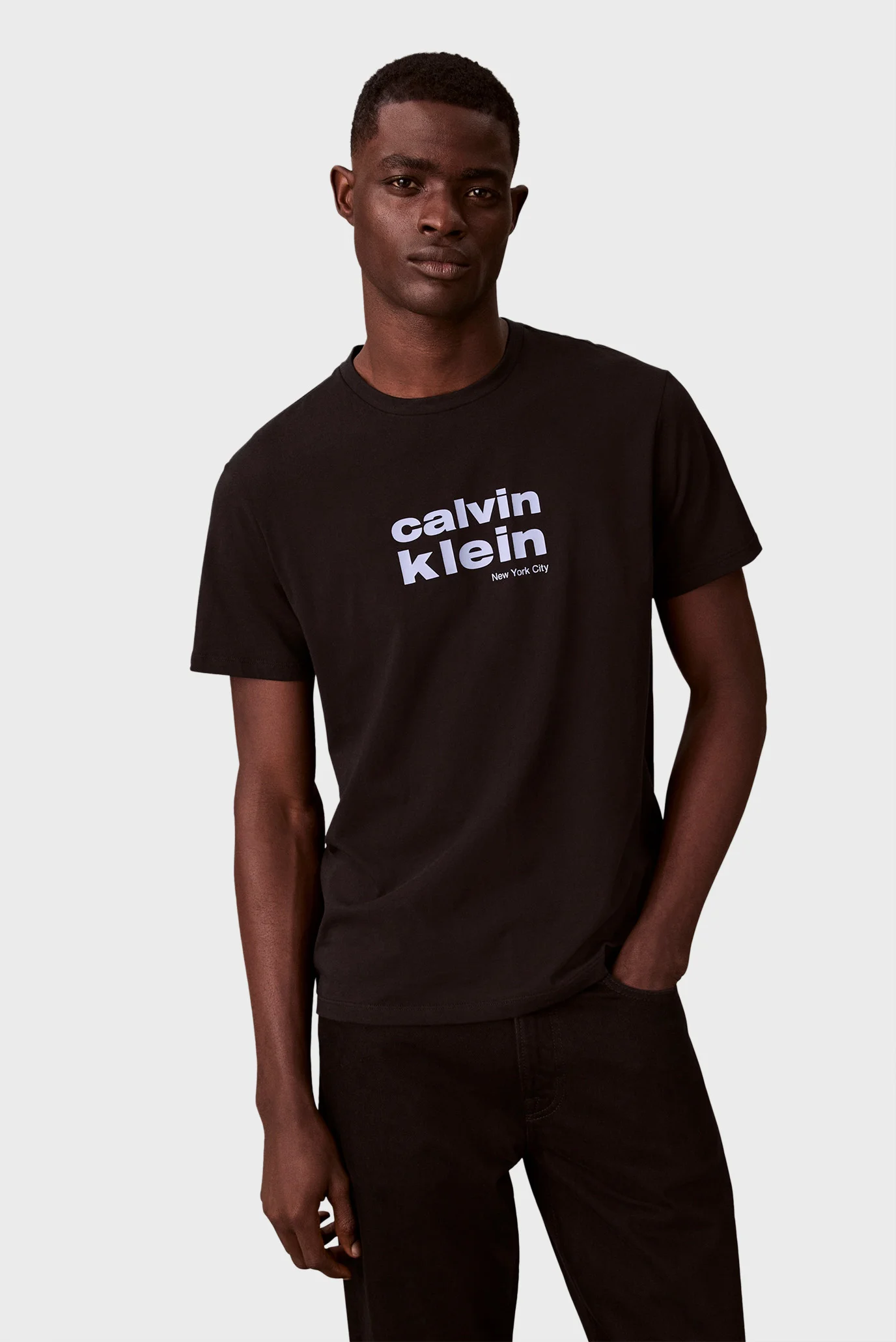 Мужская черная футболка SS JERSEY Calvin Klein LV04RE821G — MD-Fashion