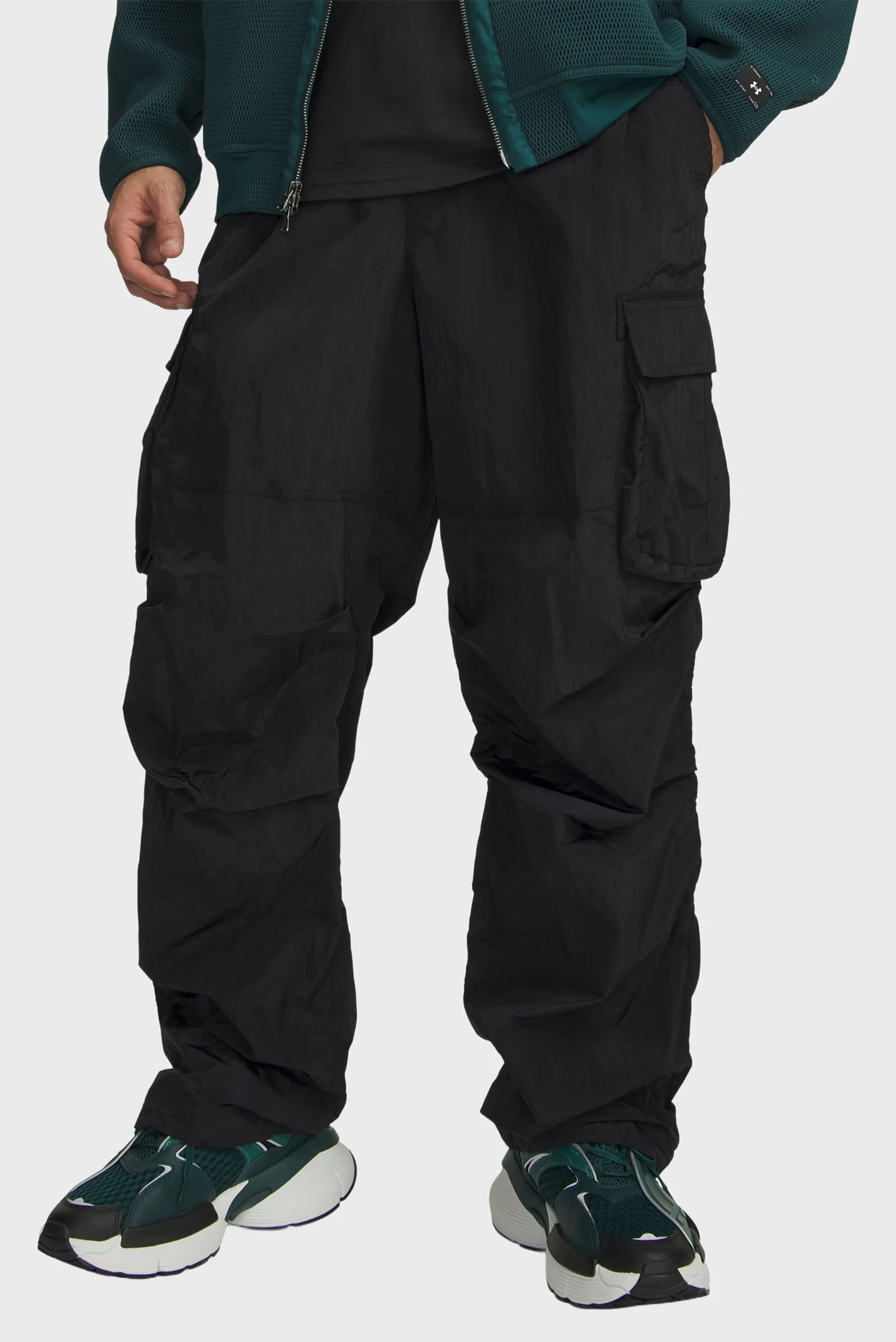LX470 UNDER ARMOUR キルティングパンツ　黒 muzhskie-chernye-sportivnye-