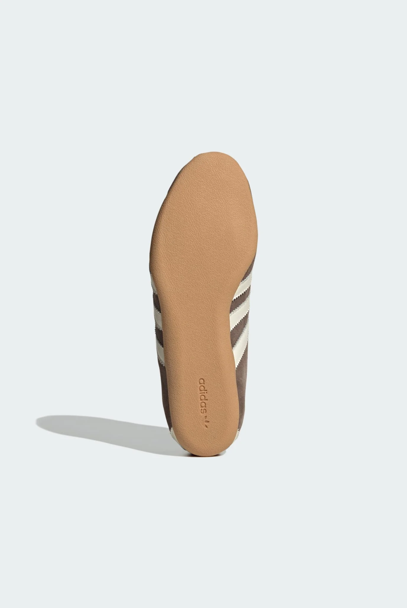 Женские коричневые замшевые кроссовки Tokyo adidas KI3584 — MD-Fashion