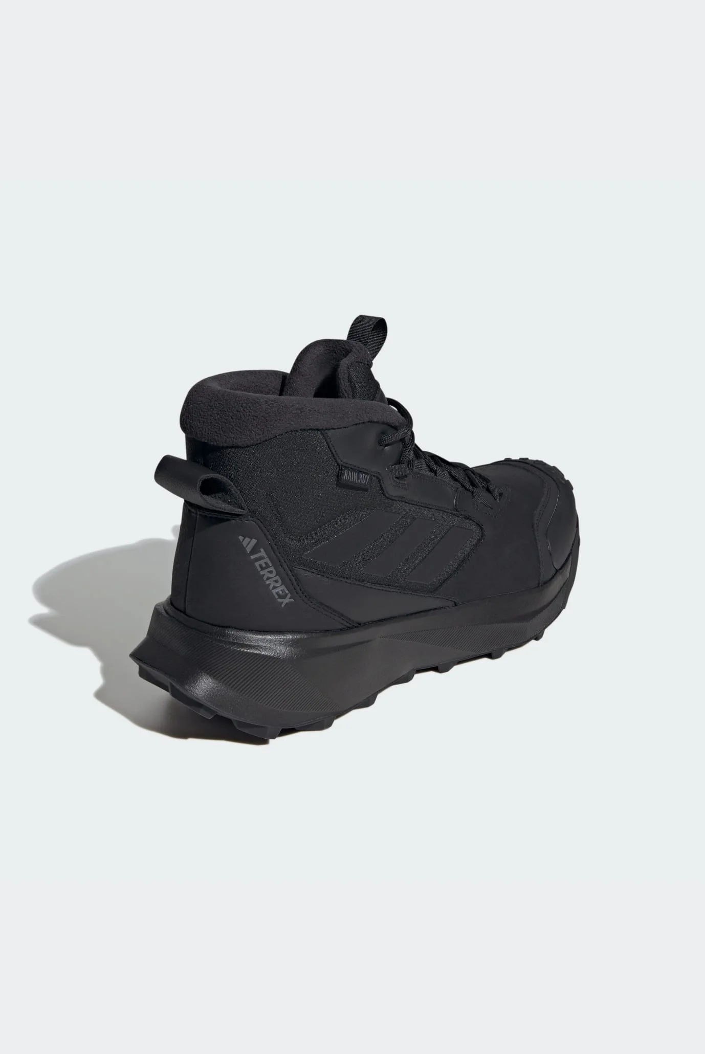Черные кожаные ботинки Terrex Winter Leather Mid Cut Rain 