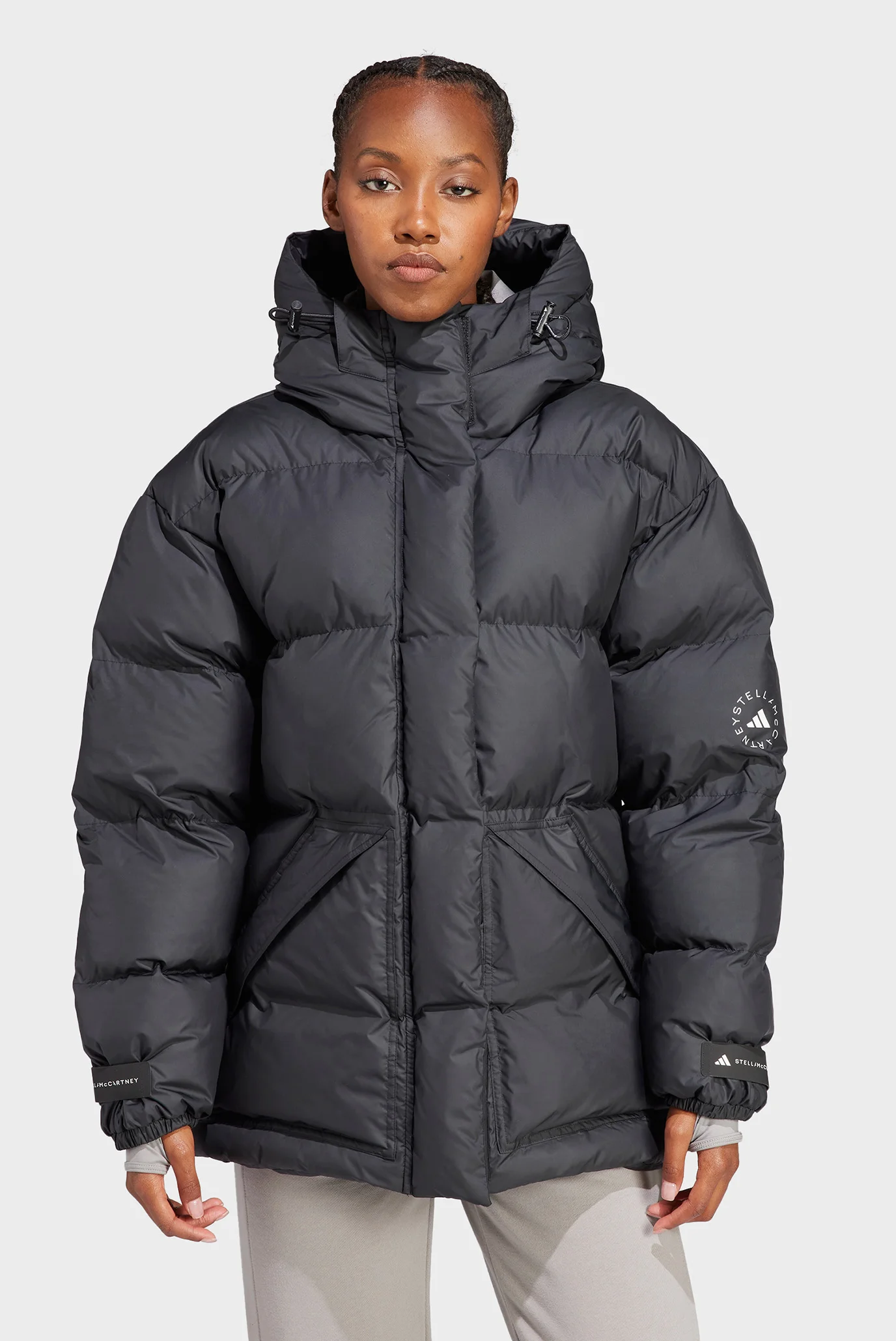 Жіноча чорна куртка adidas by Stella McCartney Padded Mid-Length