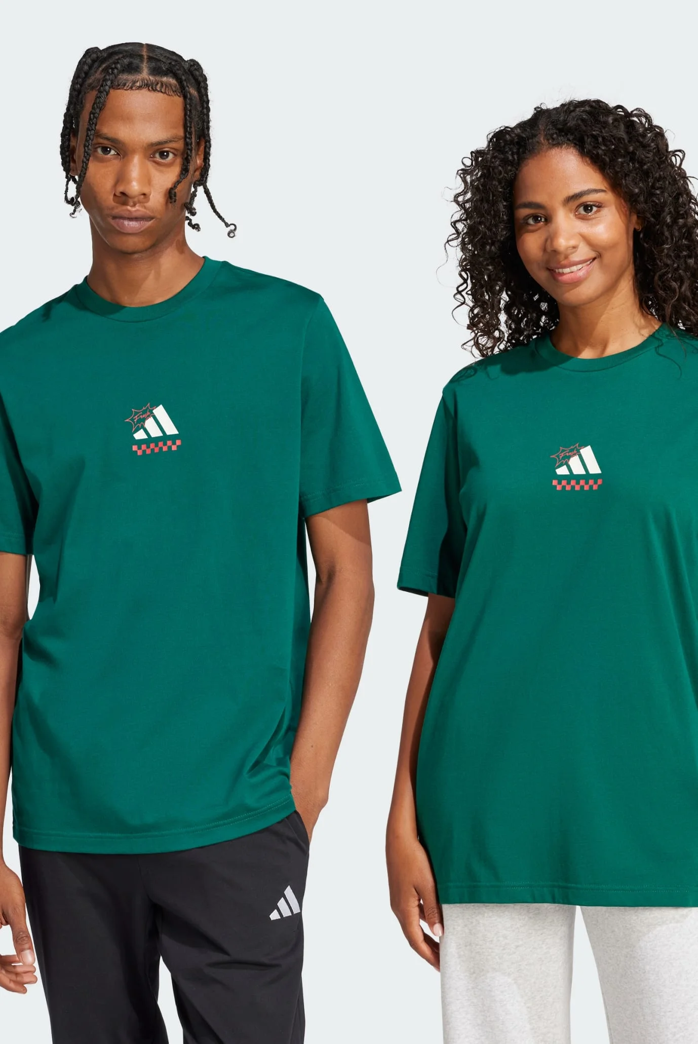 Зеленая футболка Lounge Pizza Graphic (унисекс) adidas JJ4017 — MD