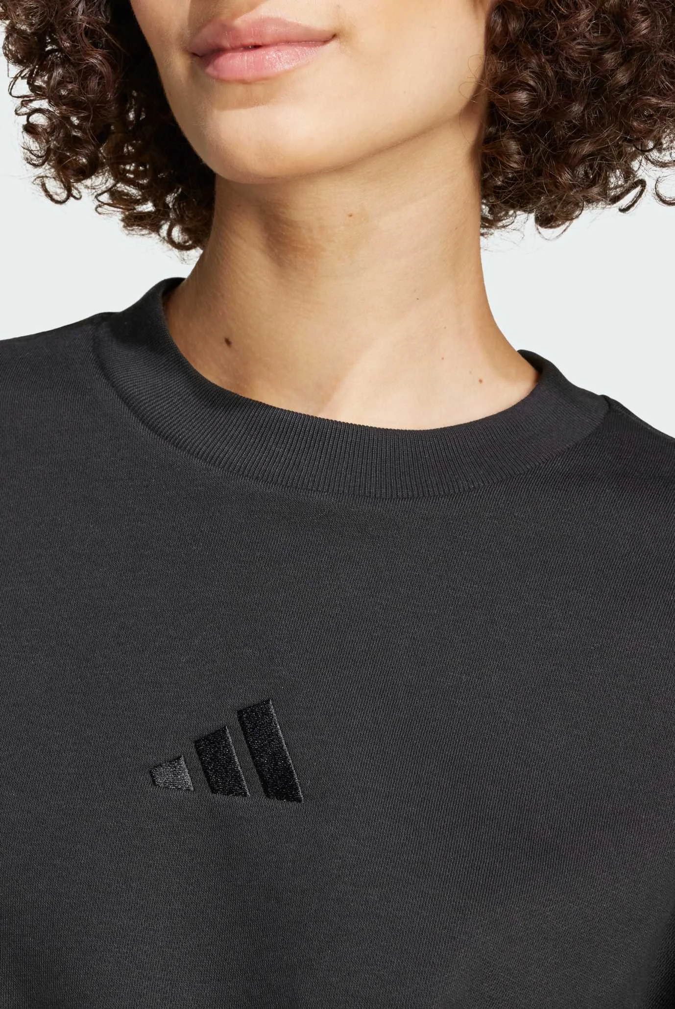 Женский черный свитшот ALL SZN Fleece Loose adidas IX3812 — MD-Fashion