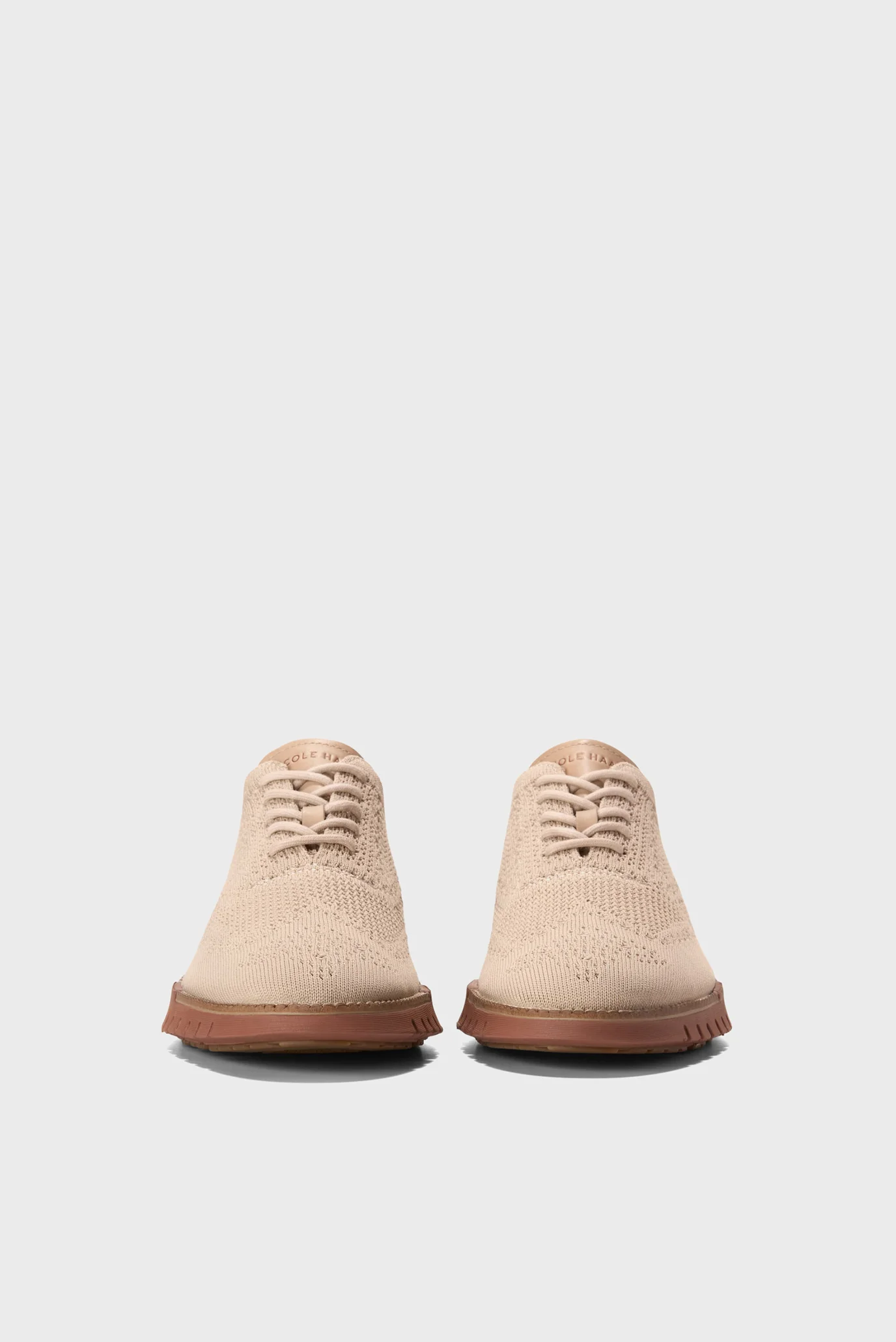 Чоловічі бежеві оксфорди ZERØGRAND Remastered Stitchlite Wingtip