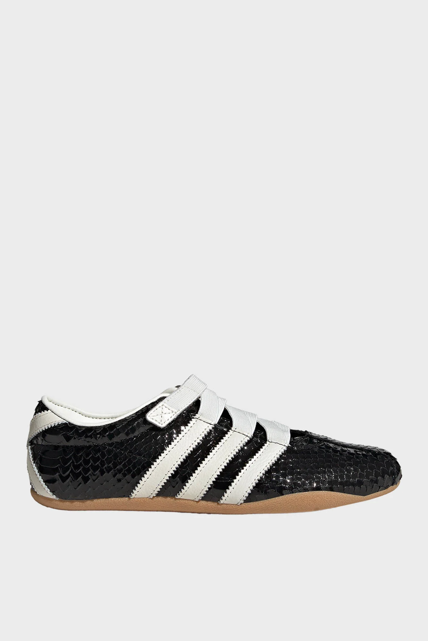 Жіночі чорні кросівки TOKYO MJ adidas KI4313 — MD-Fashion