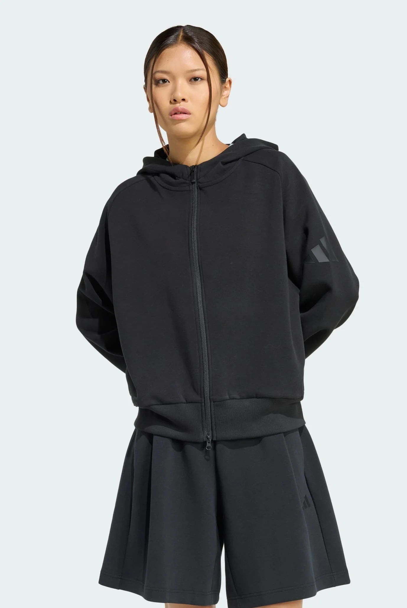 Женское черное худи SOFT LUX FULL-ZIP adidas KE9147 — MD-Fashion