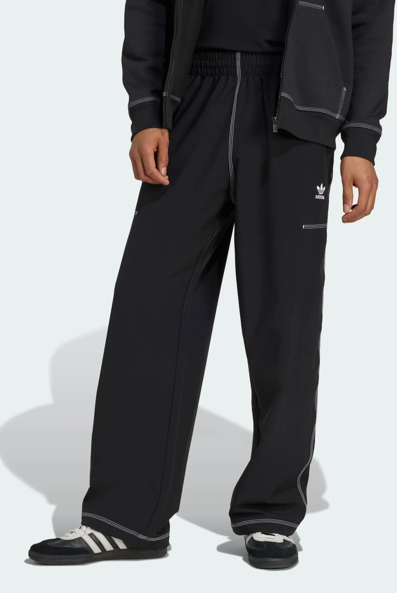 Чоловічі чорні спортивні штани Trefoil Essentials Woven Cargo