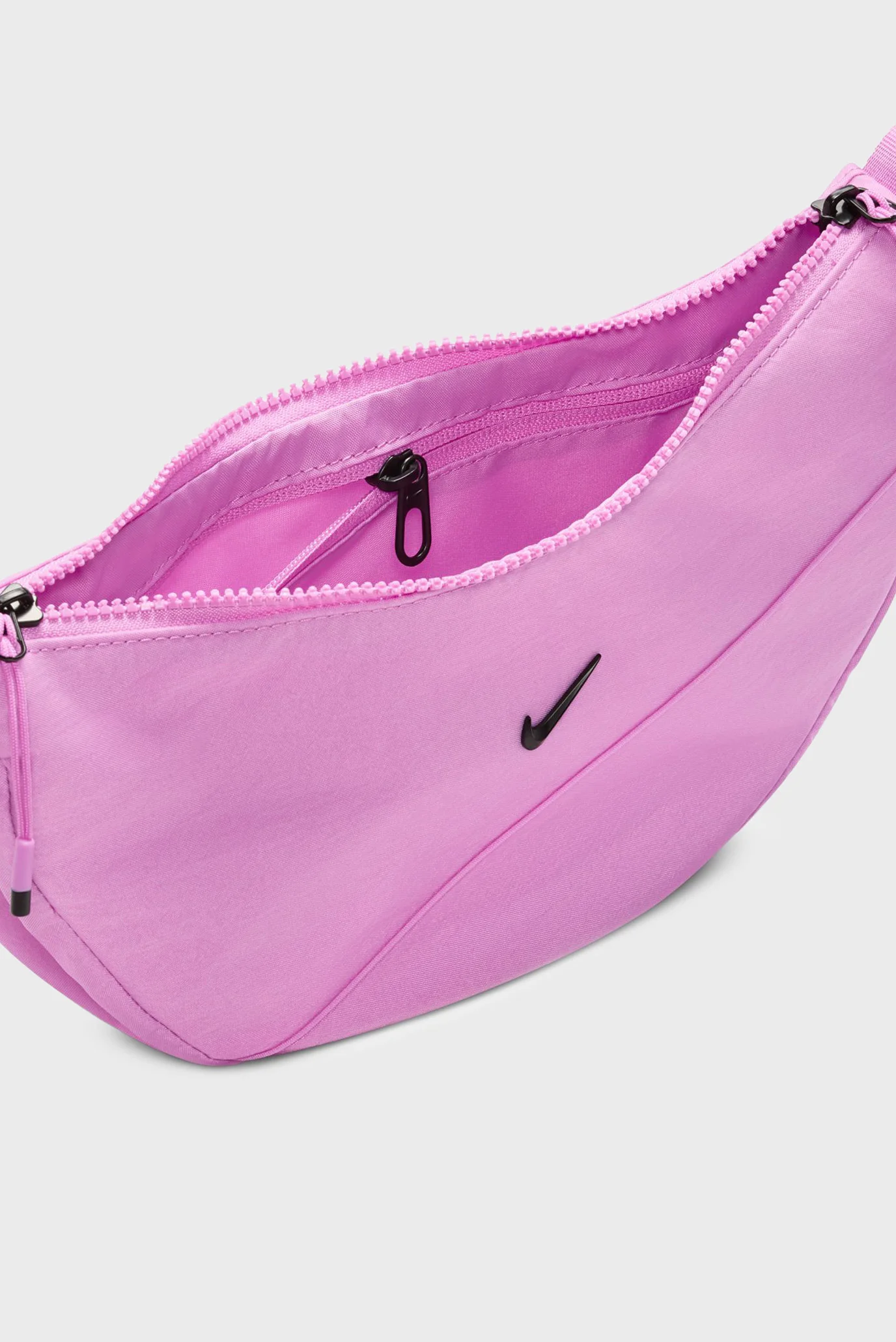 Розовая сумка NK AURA CRESCENT CROSSBODY Nike HQ4370-503 — MD-Fashion