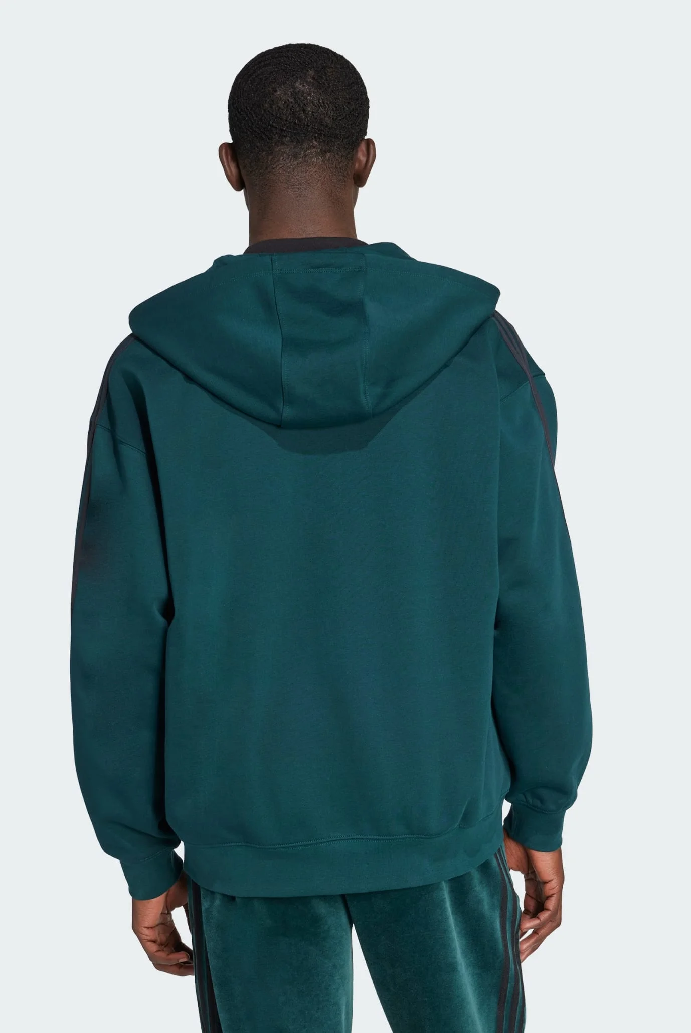 tolstovka-adidas-adicolor-