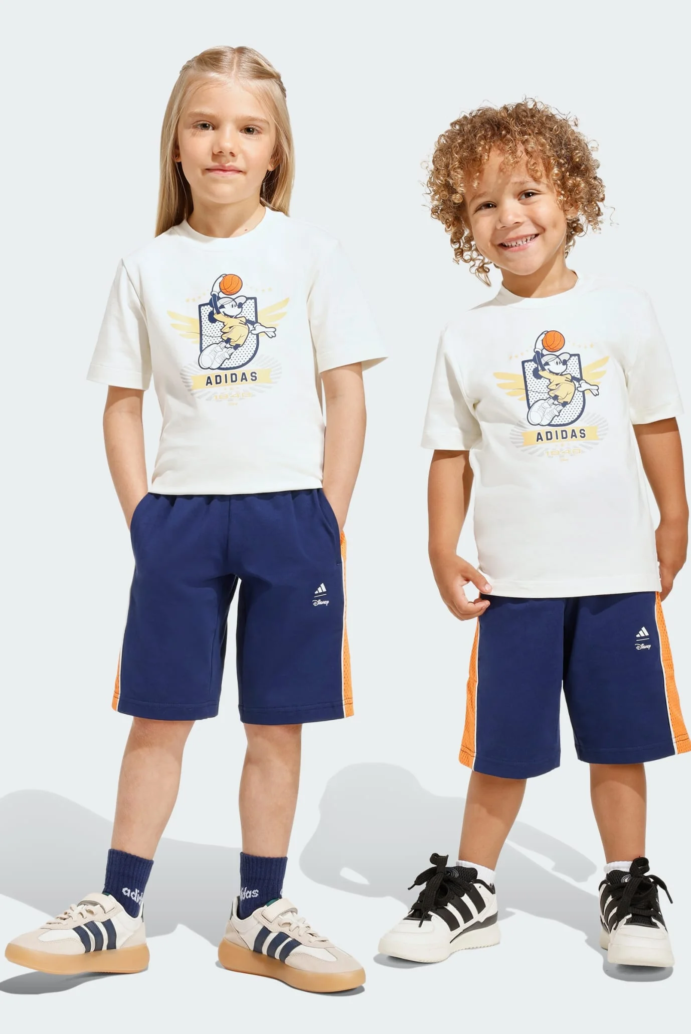 Детский комплект одежды (футболка, шорты) ADIDAS DISNEY MICKEY Детский комплект одежды (футболка, шорты) ADIDAS DISNEY MICKEY