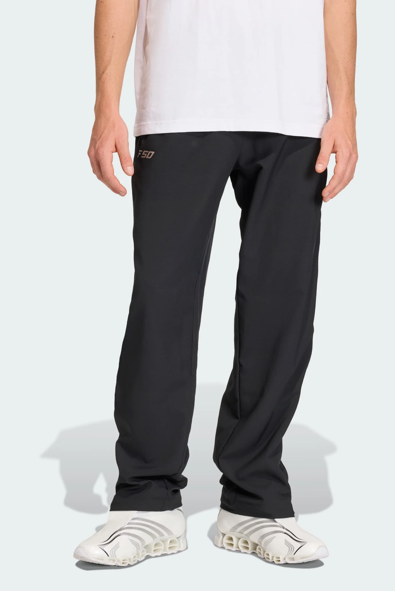 Мужские черные спортивные брюки F50 LOOSE adidas KE0742 — MD-Fashion