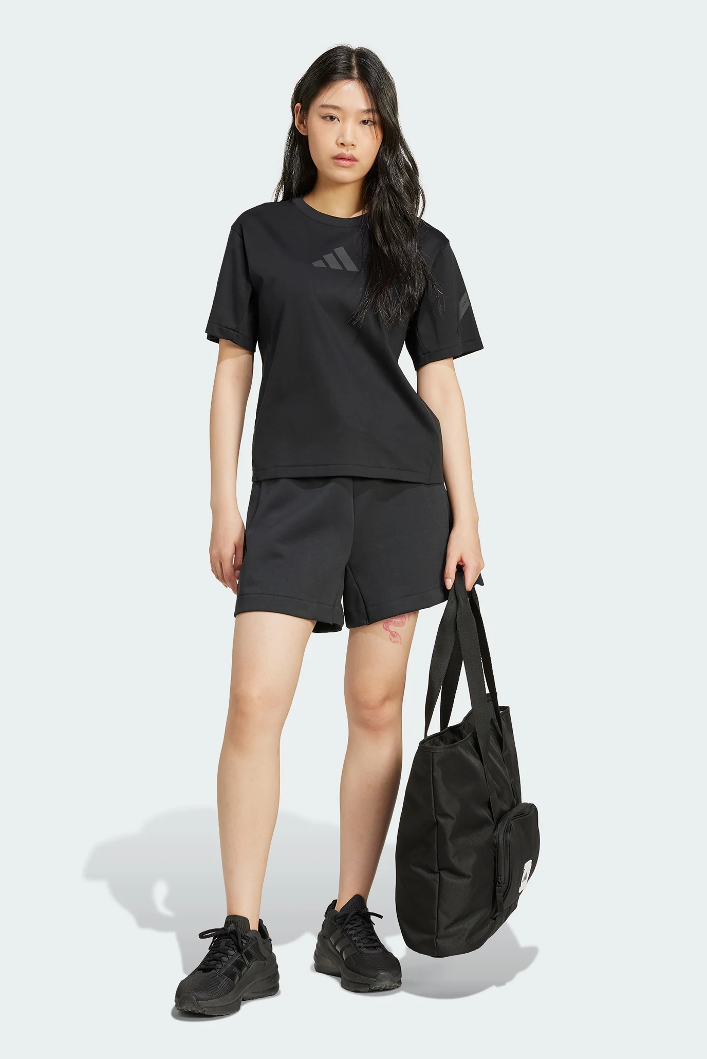 Женские черные шорты adidas Z.N.E. adidas JE7845 — MD-Fashion