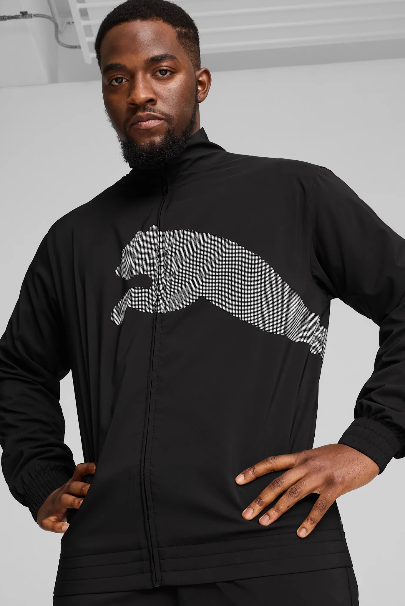 Мужская черная ветровка TRAIN BIG CAT Woven Jacket Men PUMA 525960