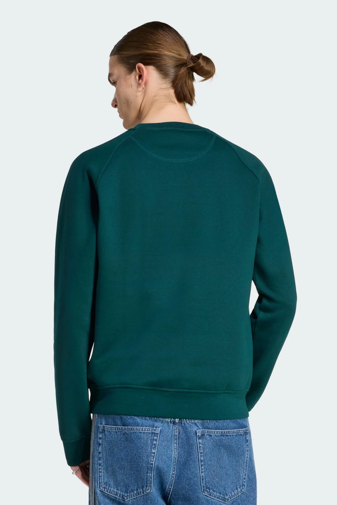 Мужской темно-зеленый свитшот ESSENTIAL REGULAR FLEECE CREWNECK