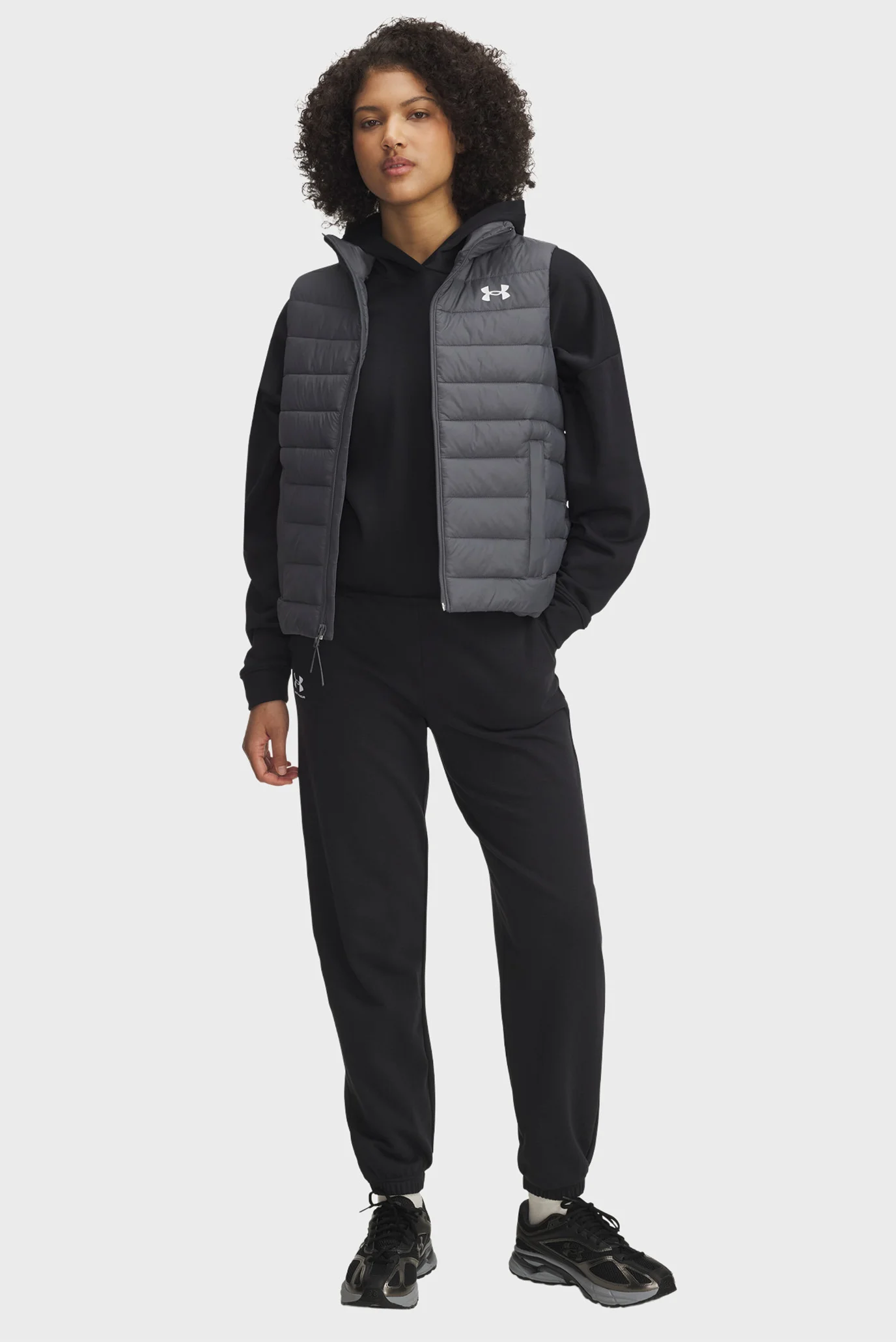 Женский серый жилет UA Sportswear Ins Vest Under Armour 6006354