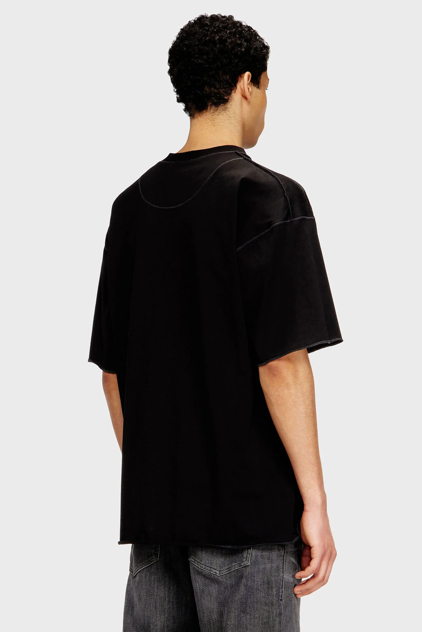 DIESEL ブラック トップス　Mサイズ Мужская черная футболка MAGLIETTA Diesel A19463 0NIAX — MD-Fashion