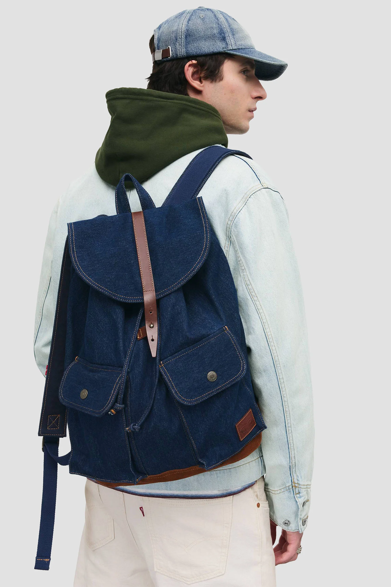 Мужской темно-синий джинсовый рюкзак Levi's® 002GW;0000 — MD-Fashion