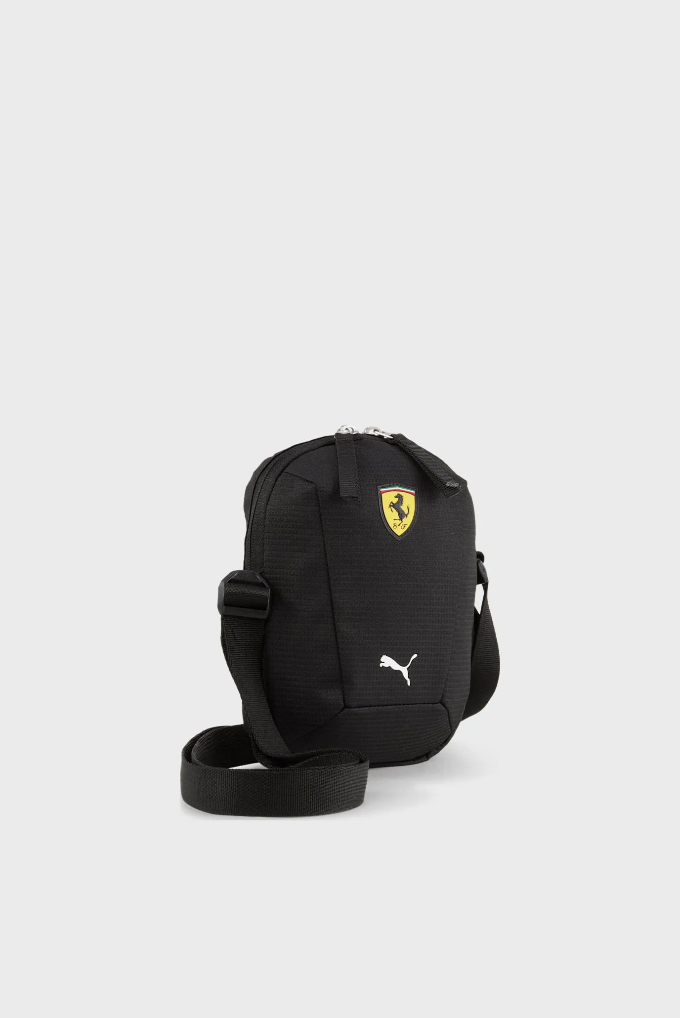 Черная сумка Scuderia Ferrari Race Portable Bag PUMA 091282_02