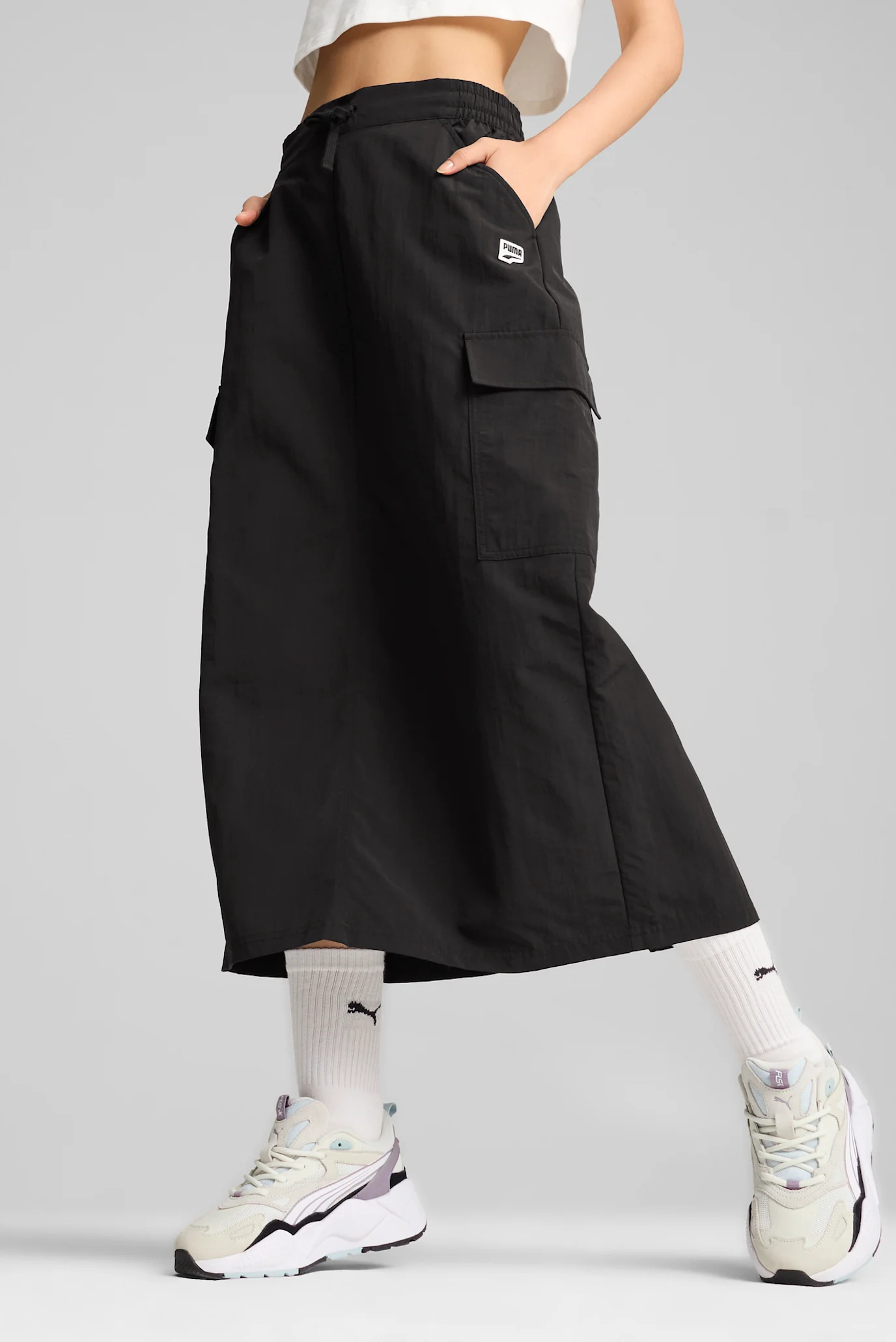 Женская черная юбка DOWNTOWN Cargo Midi Skirt Women PUMA 626656