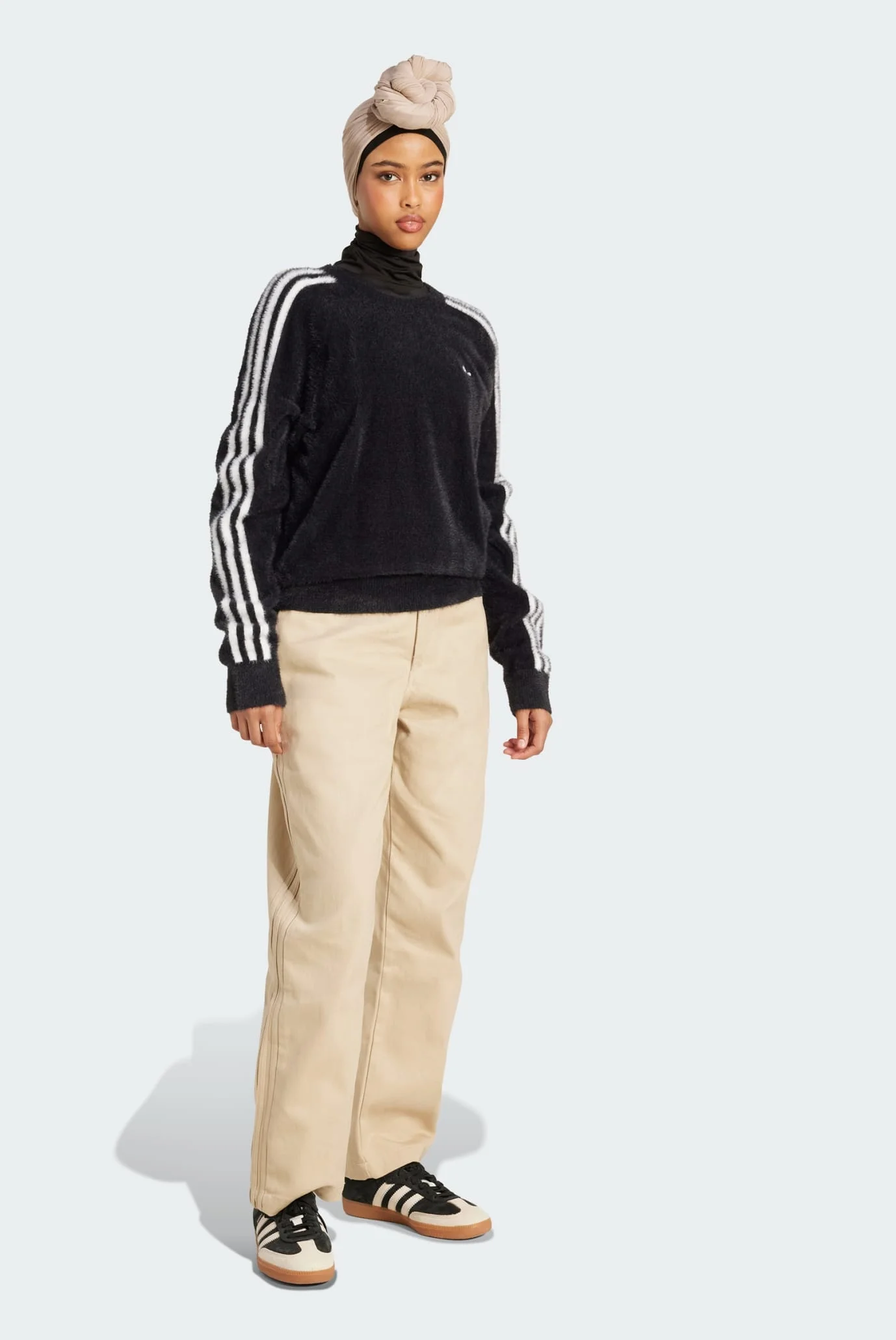 maaitasoo13 Жіночий чорний світшот Adicolor Holiday Knit adidas JX7813 — MD