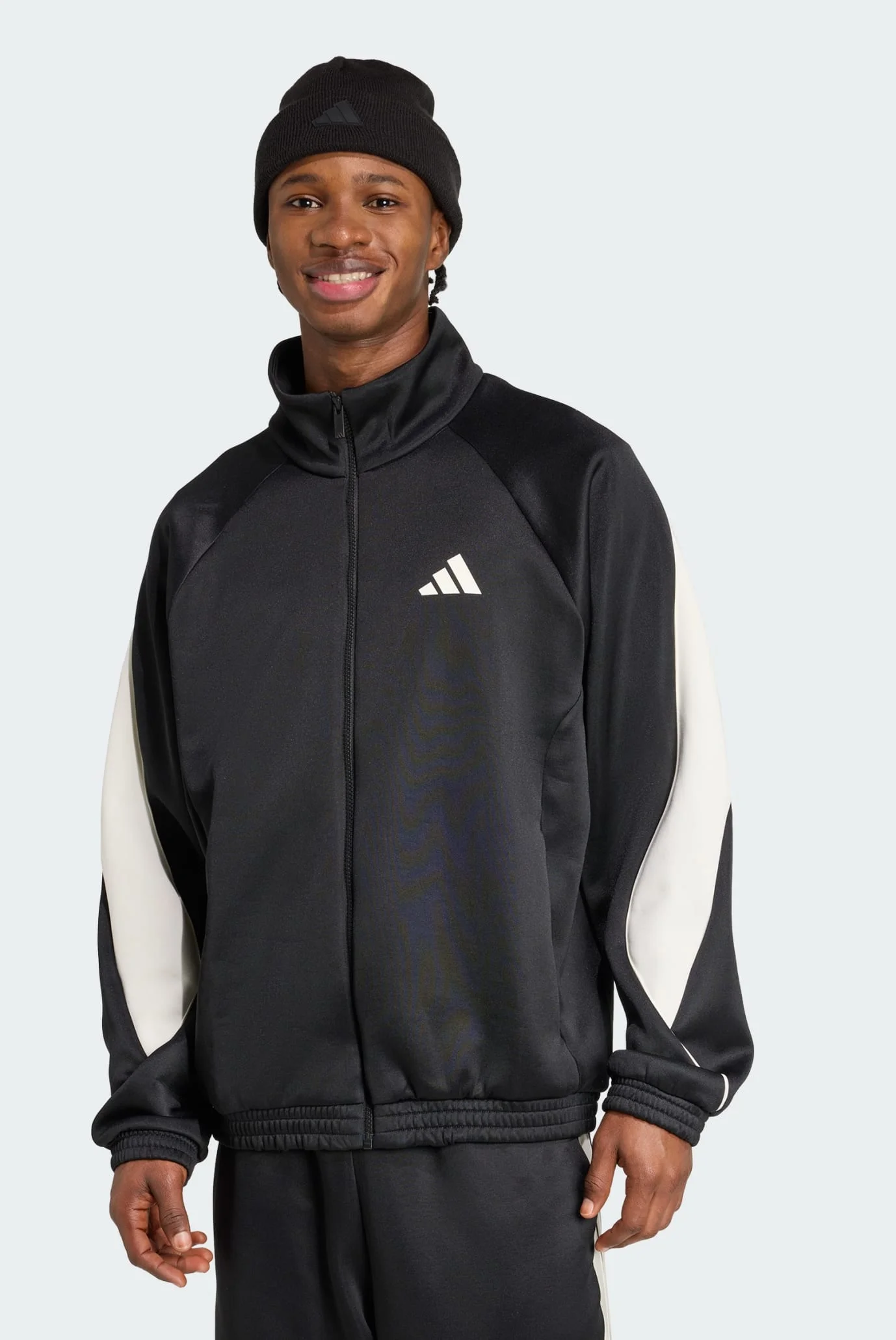 olimpijka-stadium-adidas-