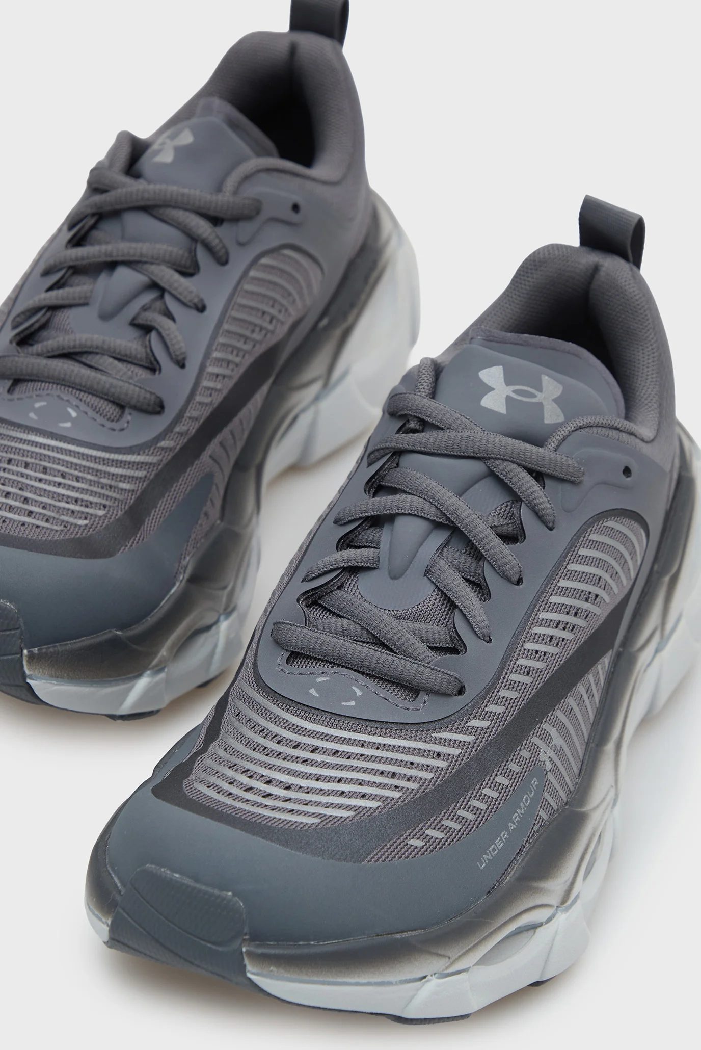 Женские серые кроссовки UA W Halo Racer Under Armour 6007641-025