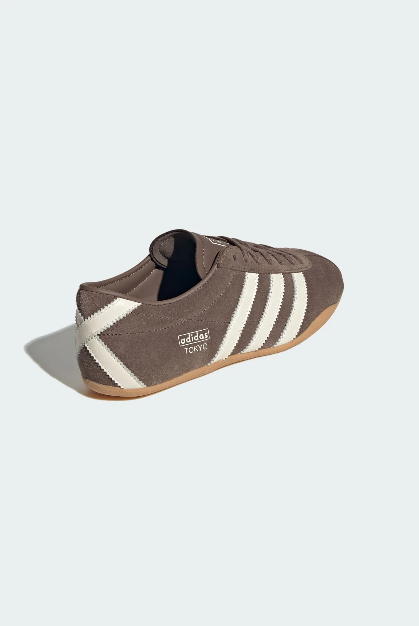 Женские коричневые замшевые кроссовки Tokyo adidas KI3584 — MD-Fashion
