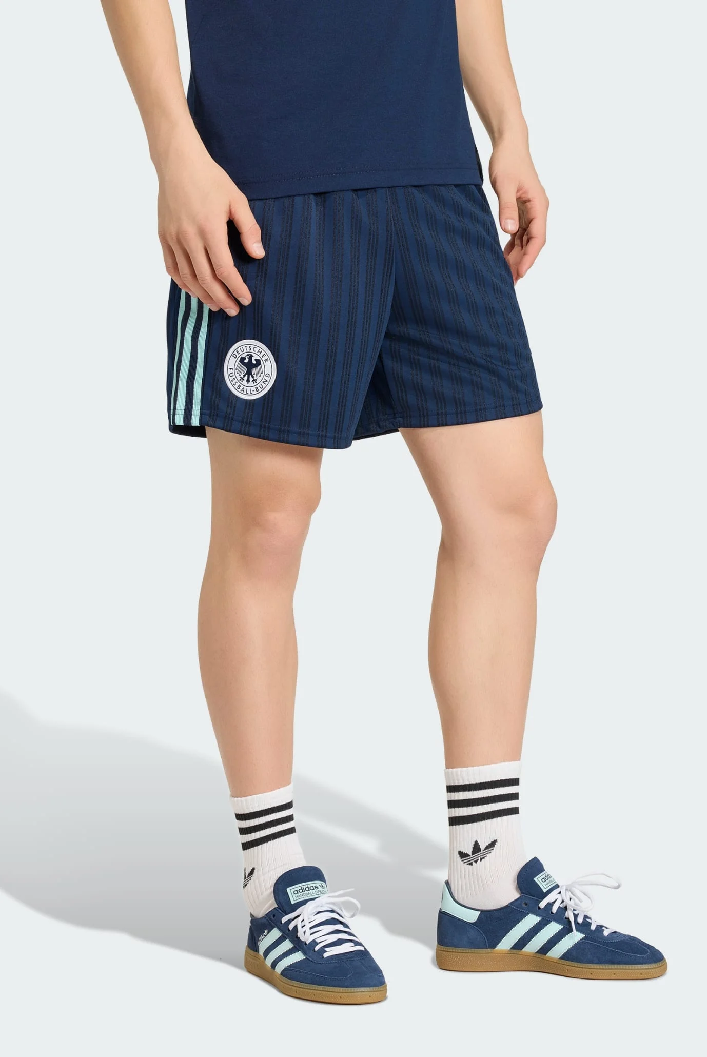 Мужские темно-синие шорты в полоску Germany Originals adidas