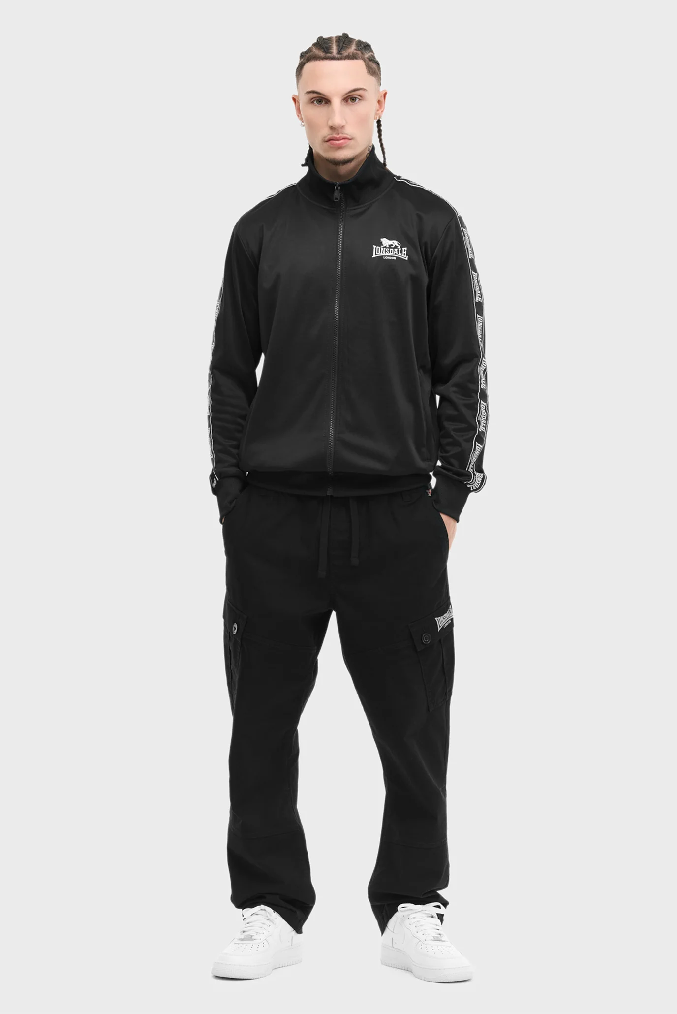 Чоловічі чорні карго LYNEMOUTH Lonsdale 117895 — MD-Fashion