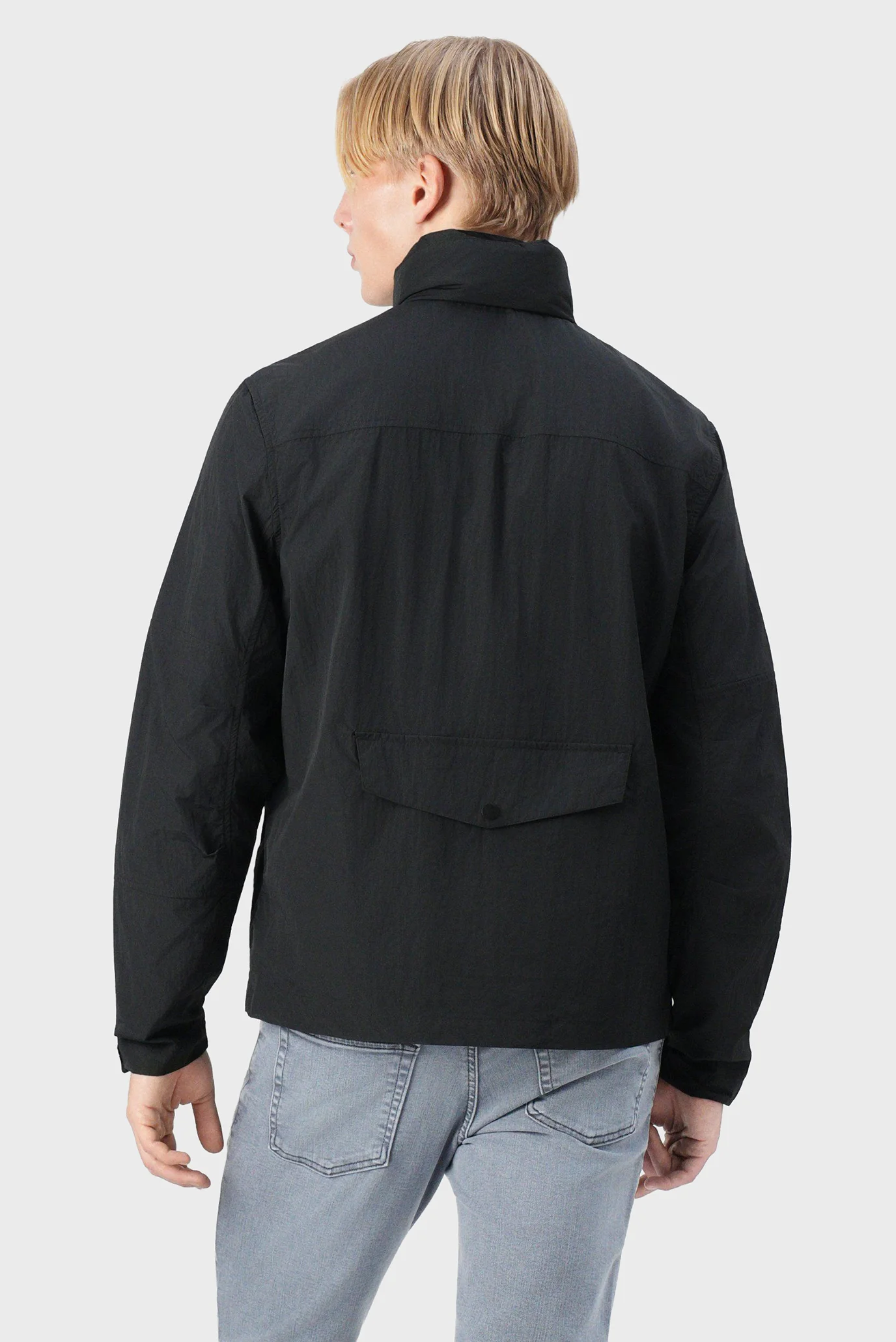 Чоловіча чорна вітровка Lyle & Scott JK2315V-X002 — MD-Fashion