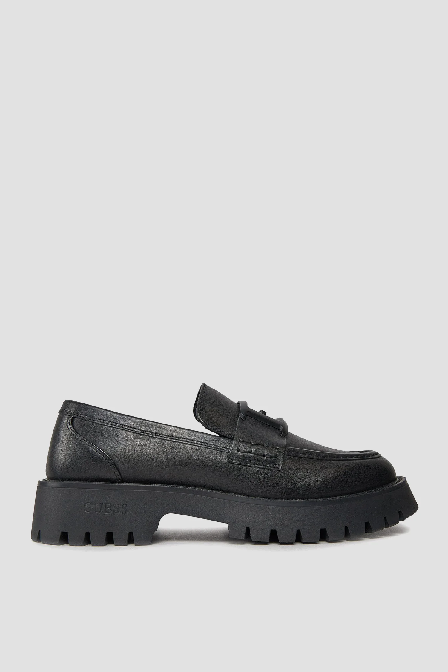 【ジーコ】エブリィフレシャス Жіночі чорні шкіряні лофери Guess FLPMOL.LEA14;BLACK — MD-Fashion