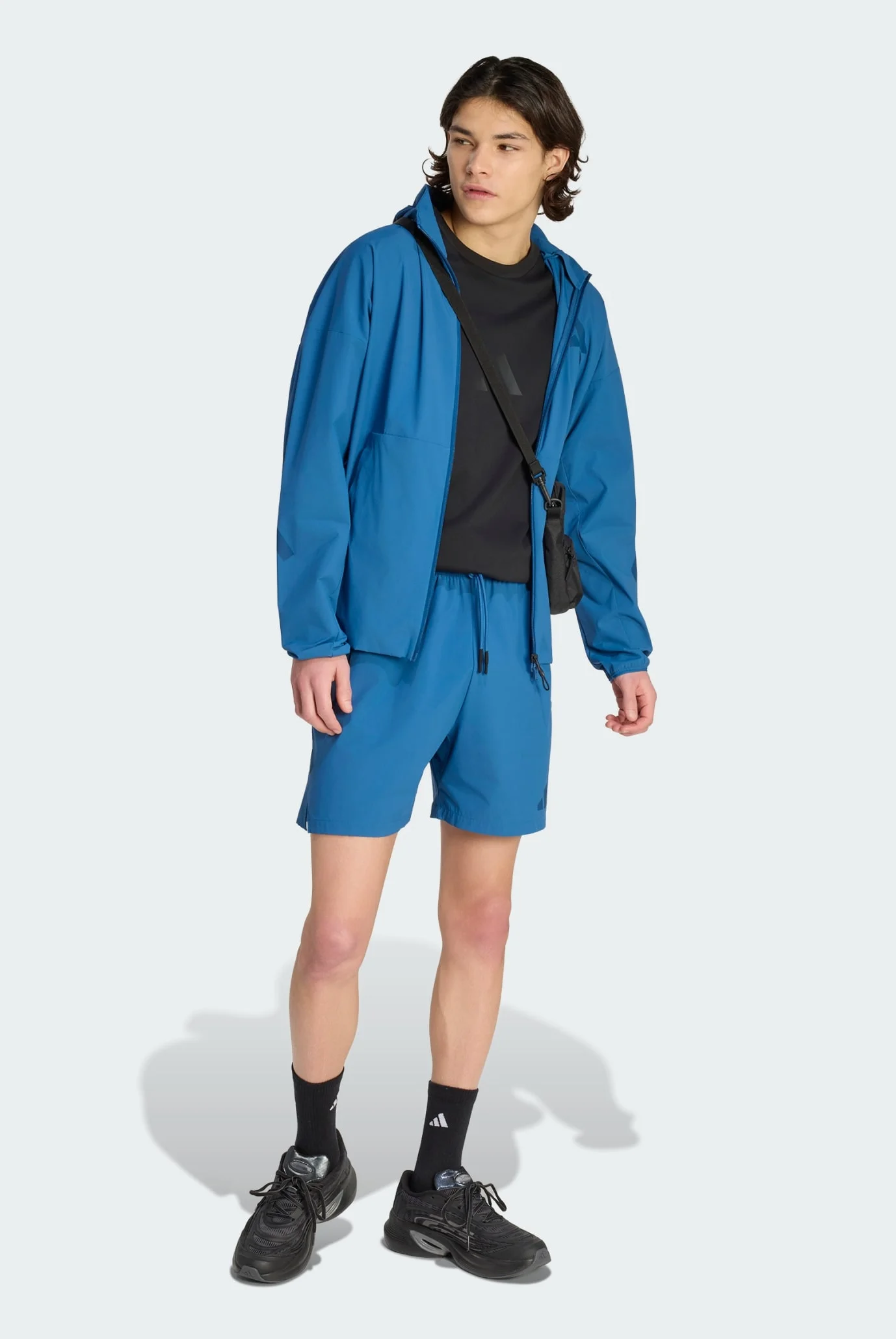 Мужские синие шорты ADIDAS Z.N.E. WOVEN adidas KF0581 — MD-Fashion
