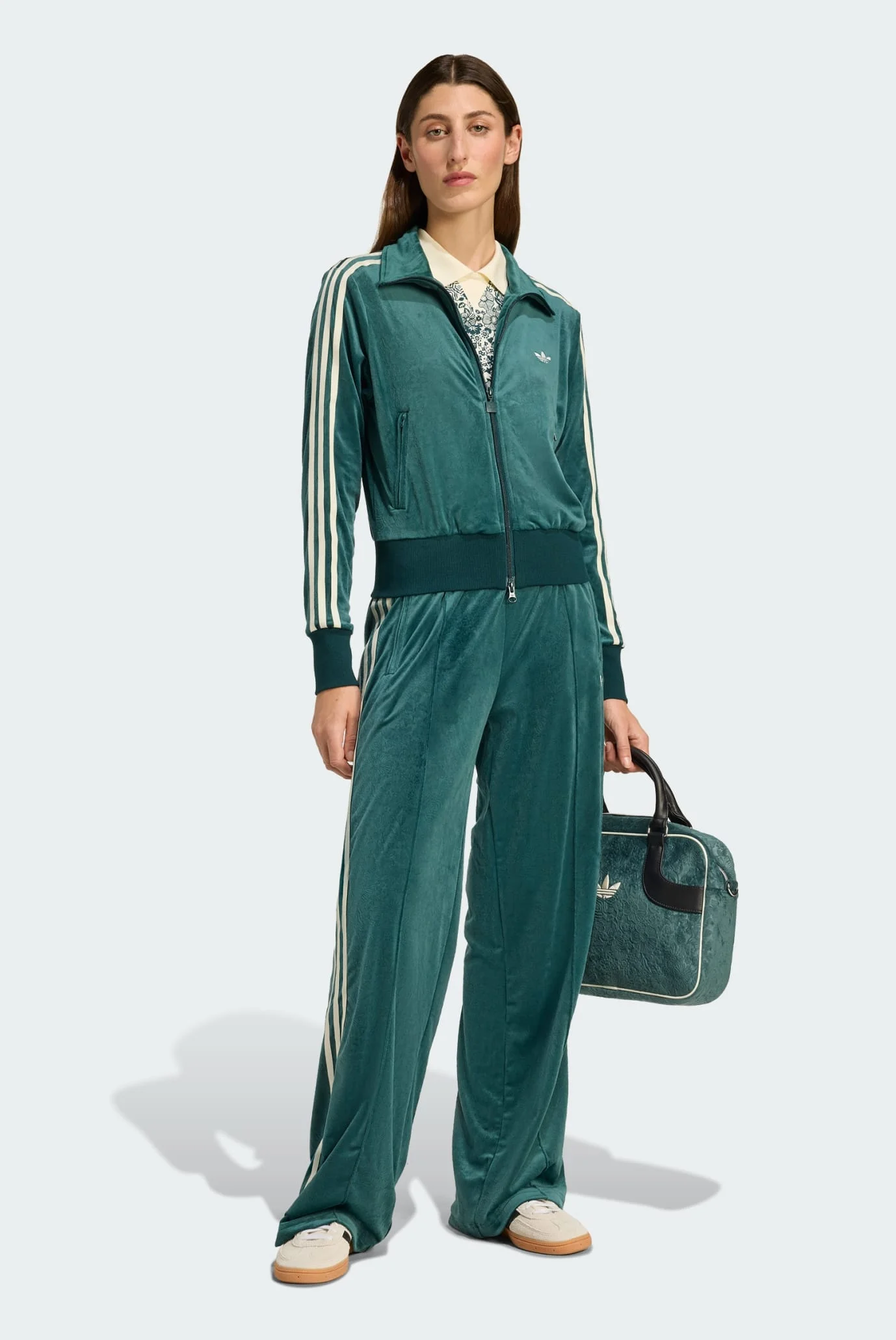 Жіноча велюрова спортивна кофта з візерунком adidas Originals x