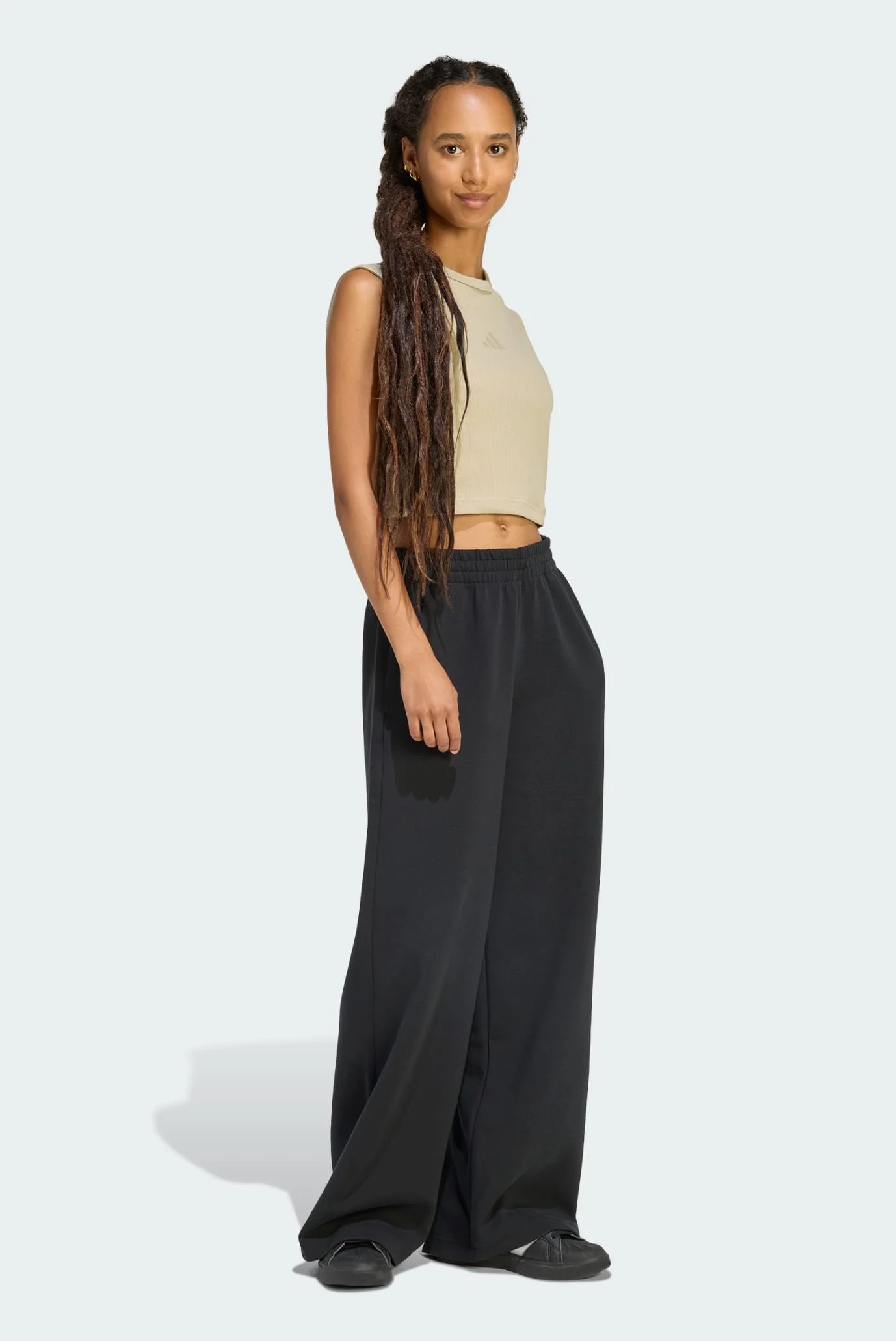 ゆき Женские черные спортивные брюки SOFT LUX STRAIGHT LEG adidas