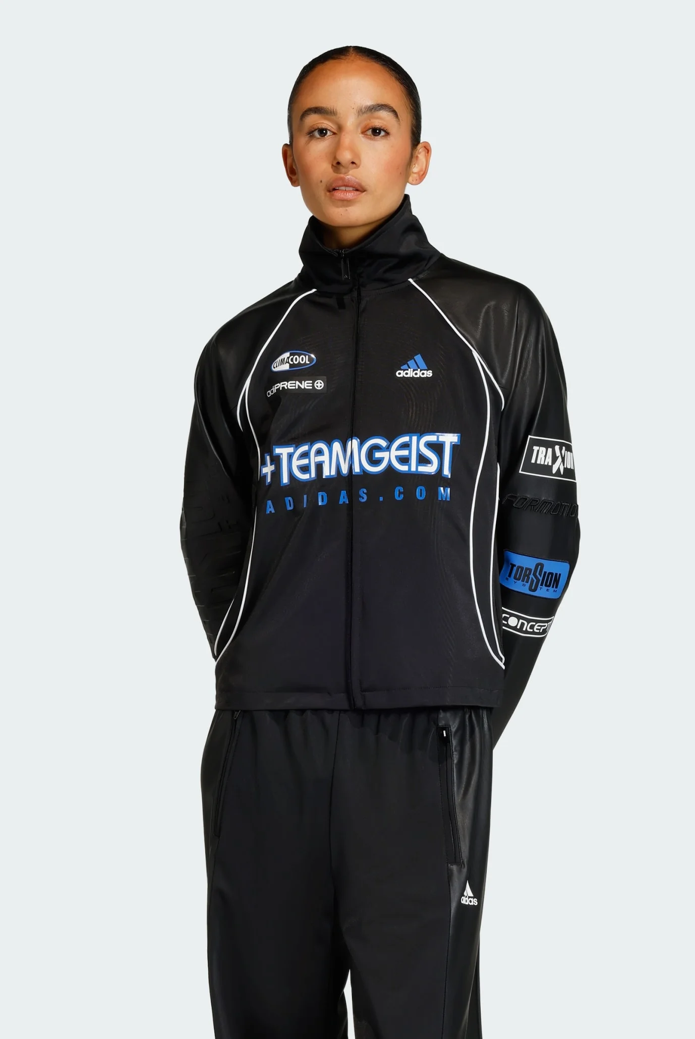 olimpiika-teamgeist-faux-