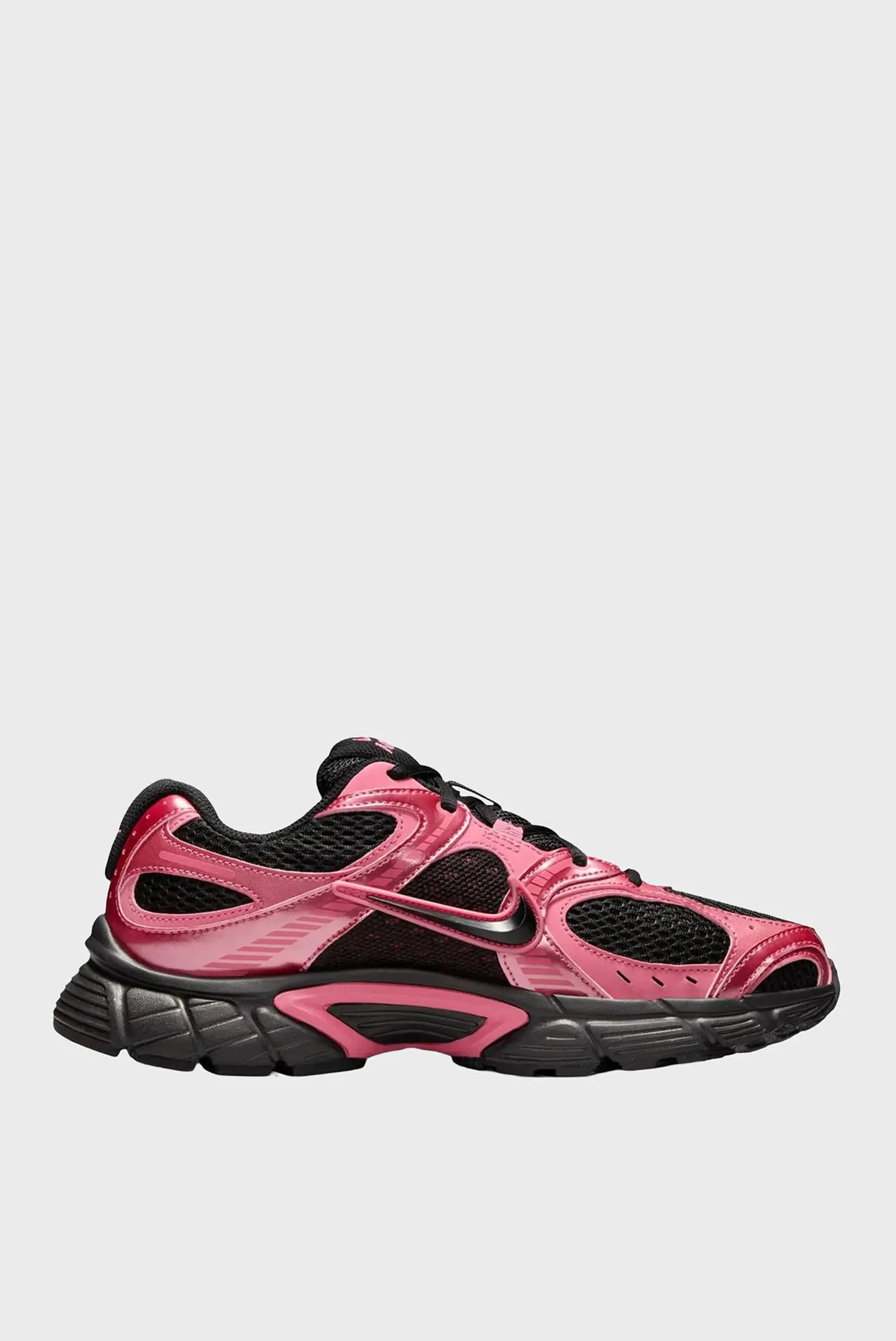 みな R Жіночі кросівки W NIKE V5 RNR Nike HQ7901-004 — MD-Fashion
