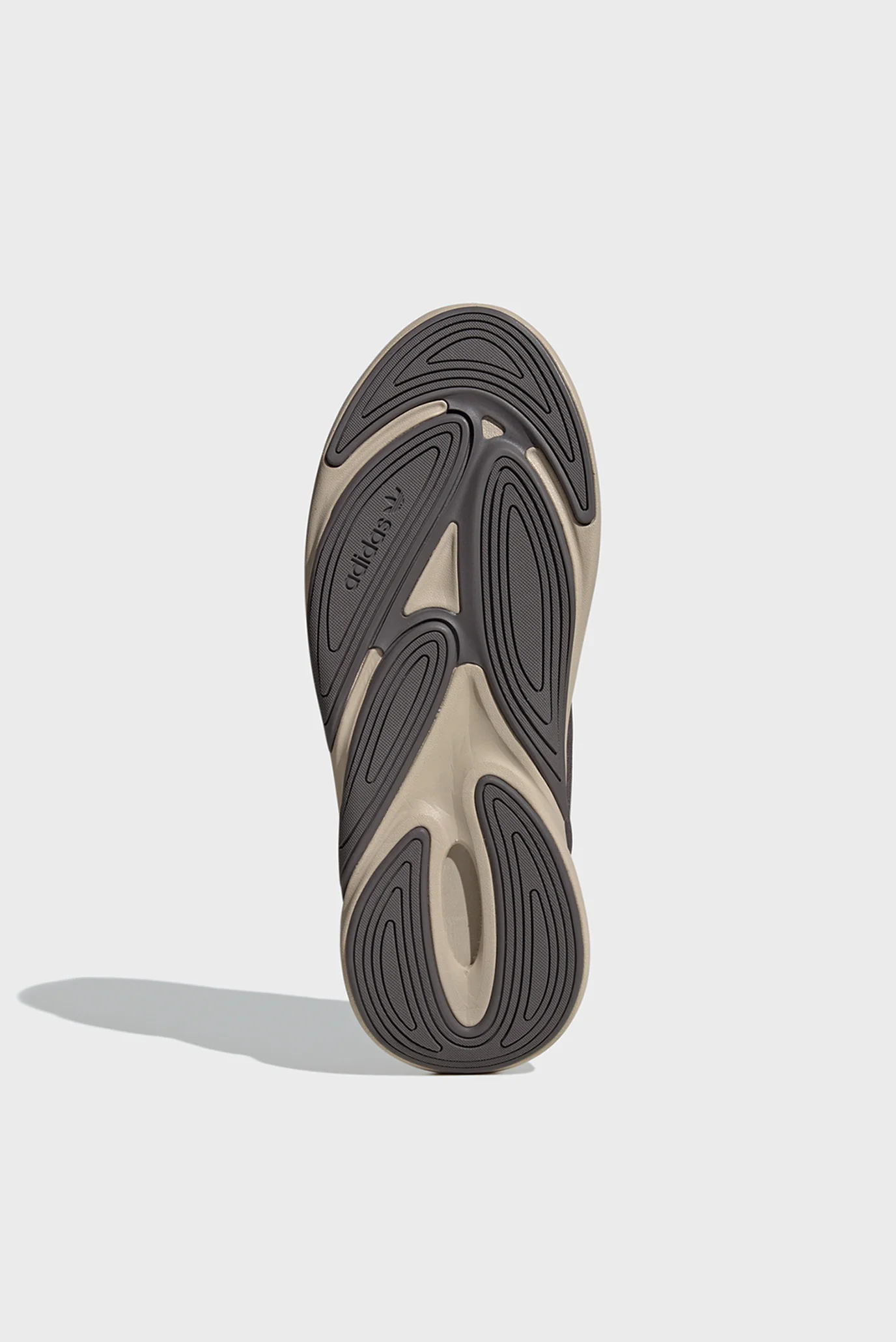 Чоловічі коричневі кросівки Ozelia adidas IF8670 — MD-Fashion