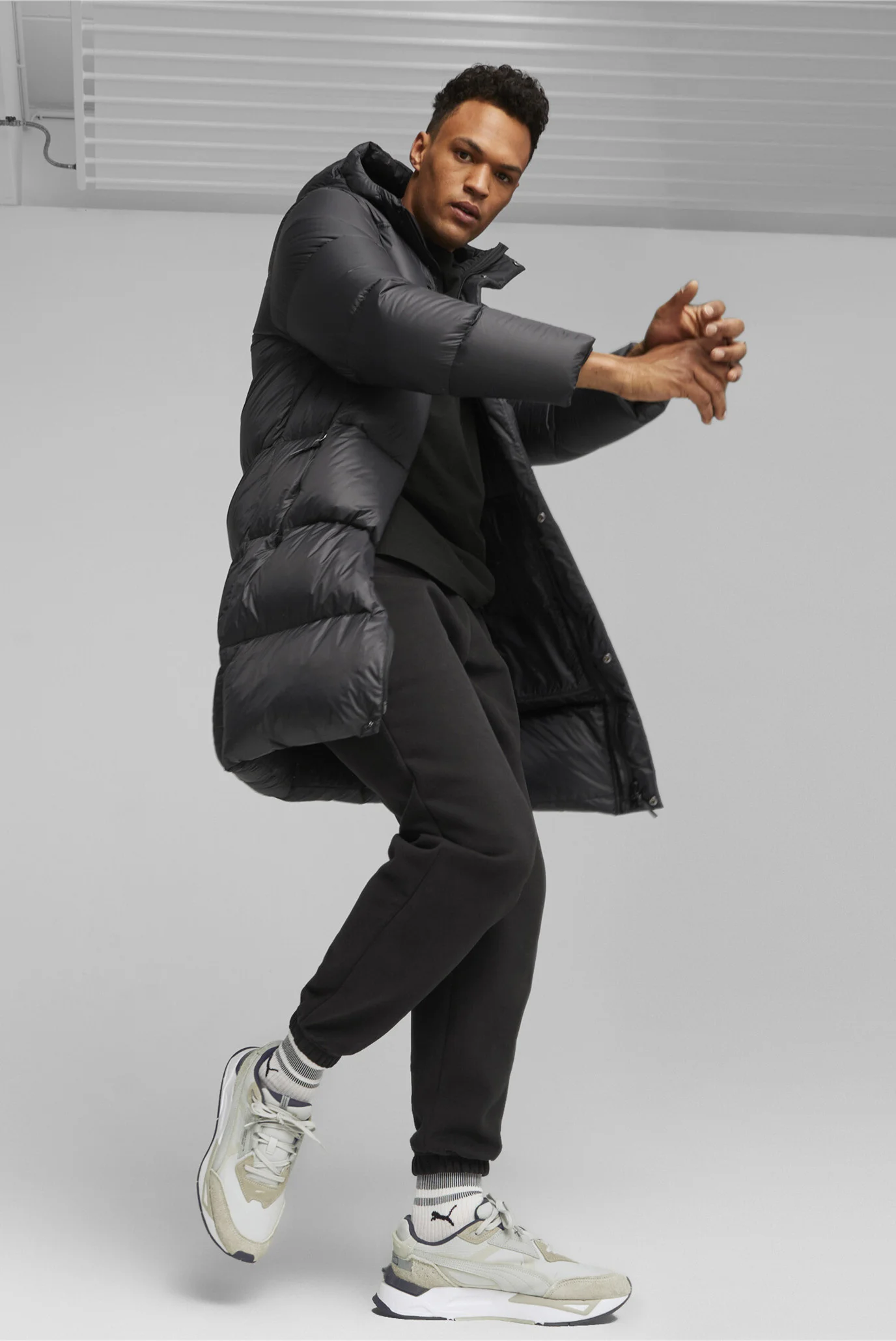 Чоловіча чорна куртка Men's Down Parka PUMA 623269 — MD-Fashion