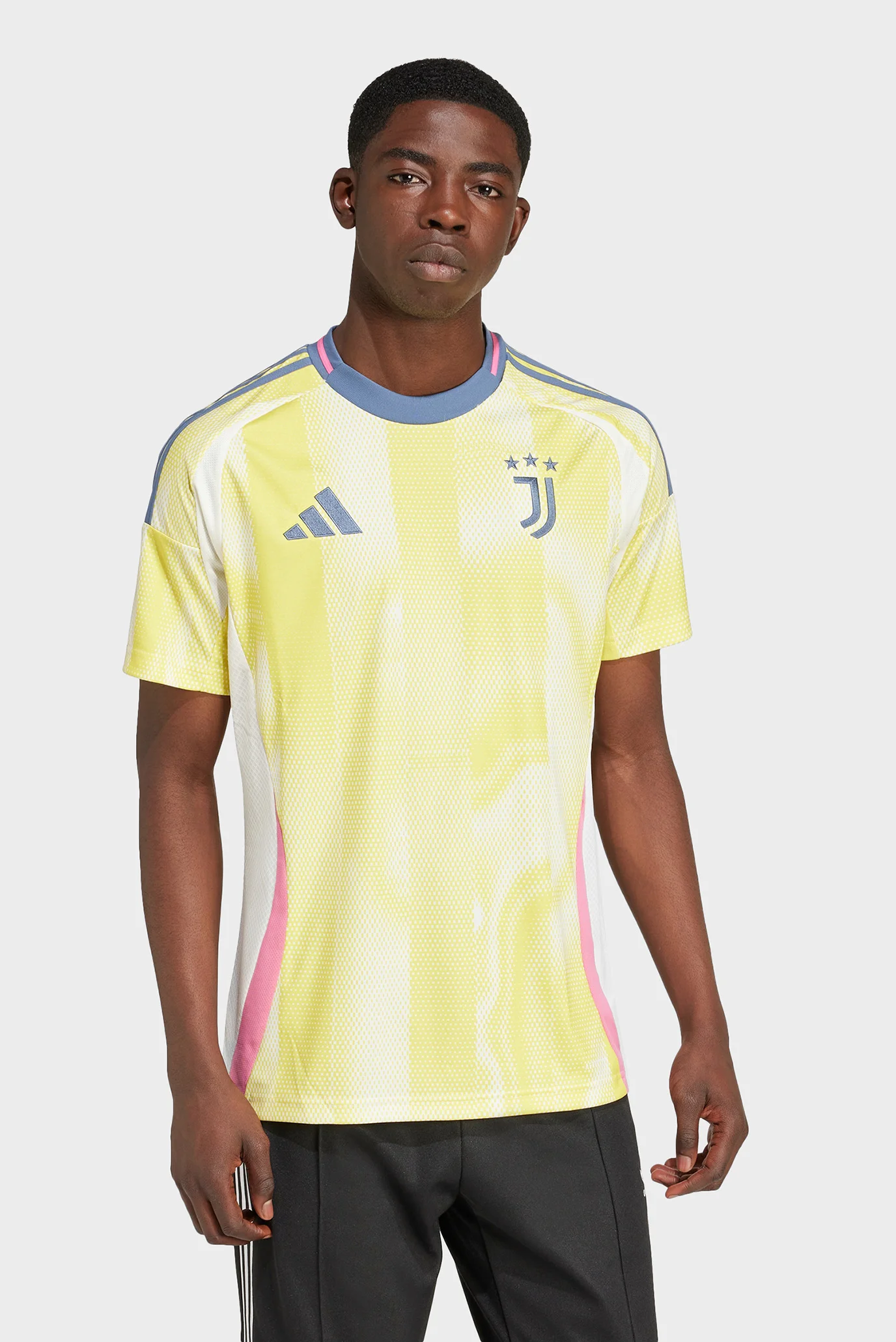 Мужская желтая футболка Juventus 24/25 adidas JH1357 — MD-Fashion