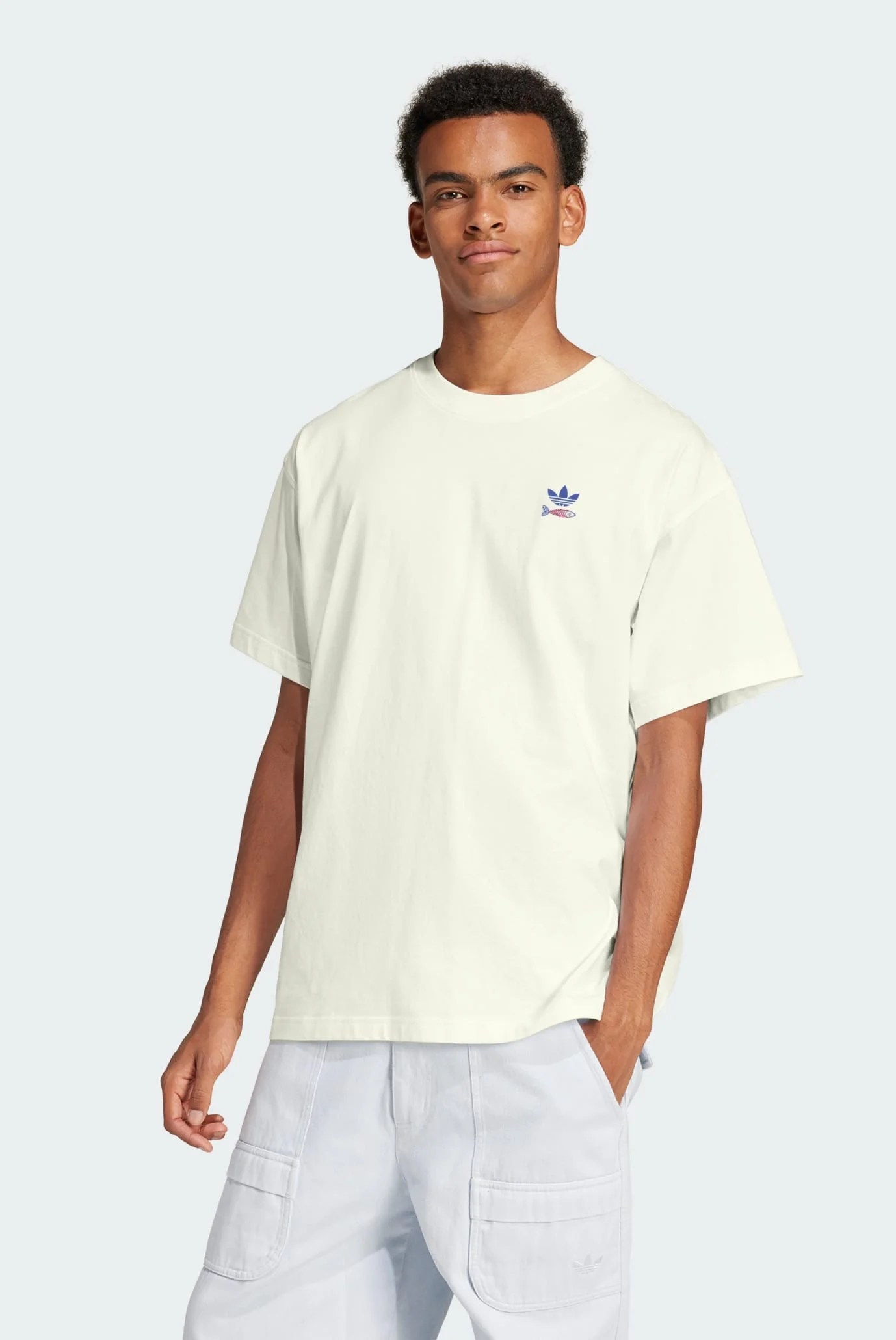 Чоловіча біла футболка SARDINES GRAPHIC adidas KY2923 — MD-Fashion
