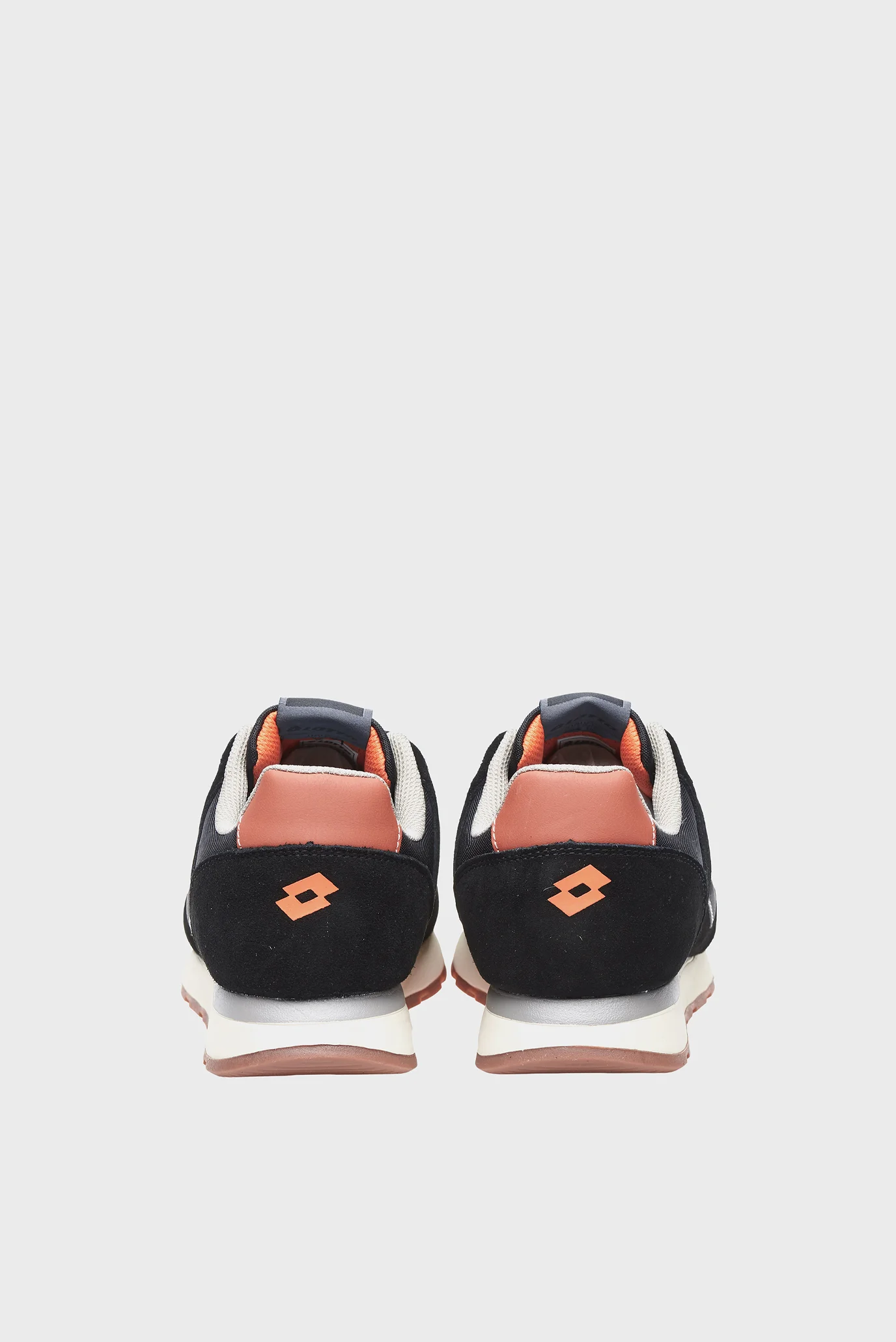 Чоловічі чорні замшеві кросівки TRAINER AMF II SUE/NY Lotto 222902