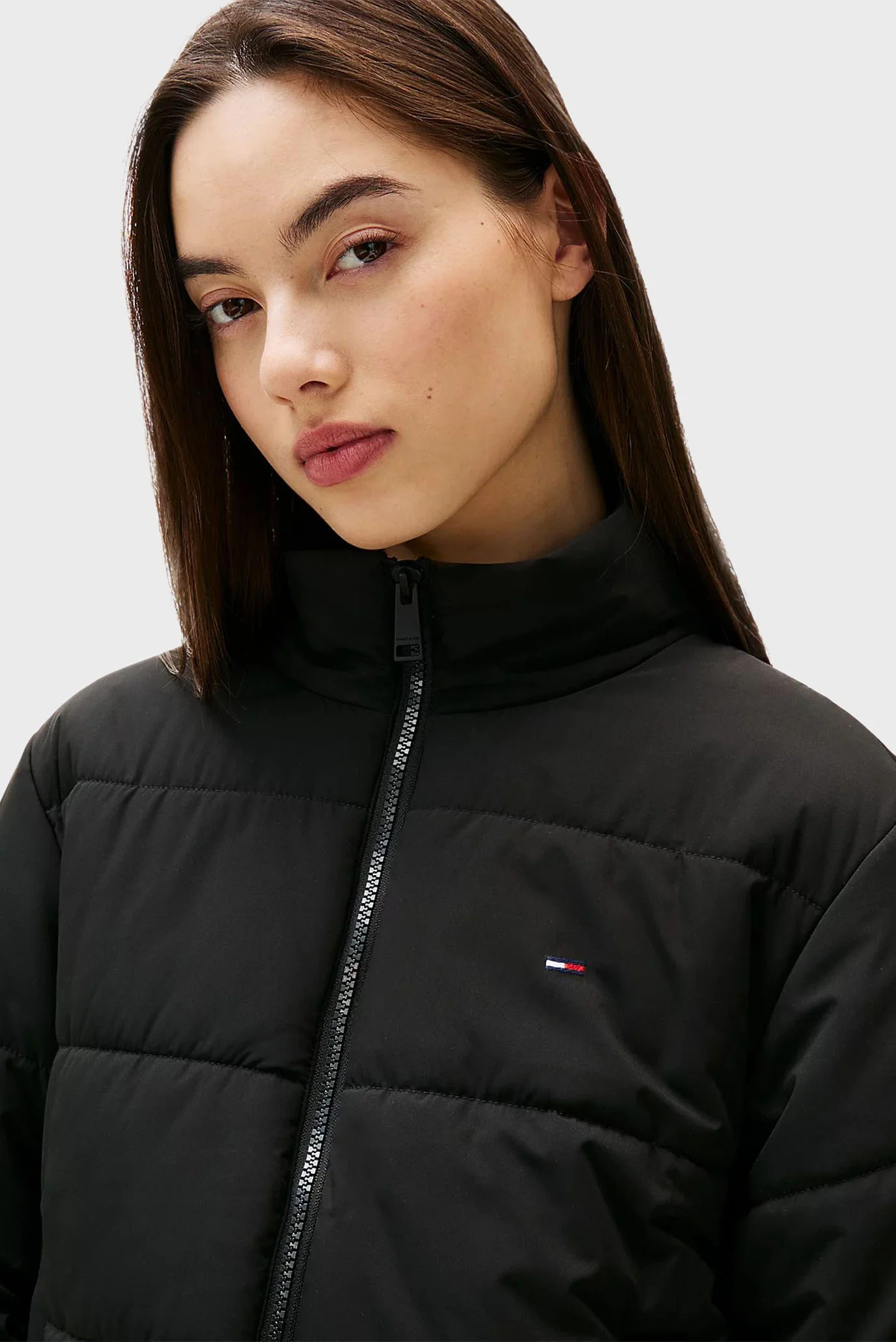 Женская черная куртка REG LW PADDED Tommy Jeans DW0DW20958 — MD