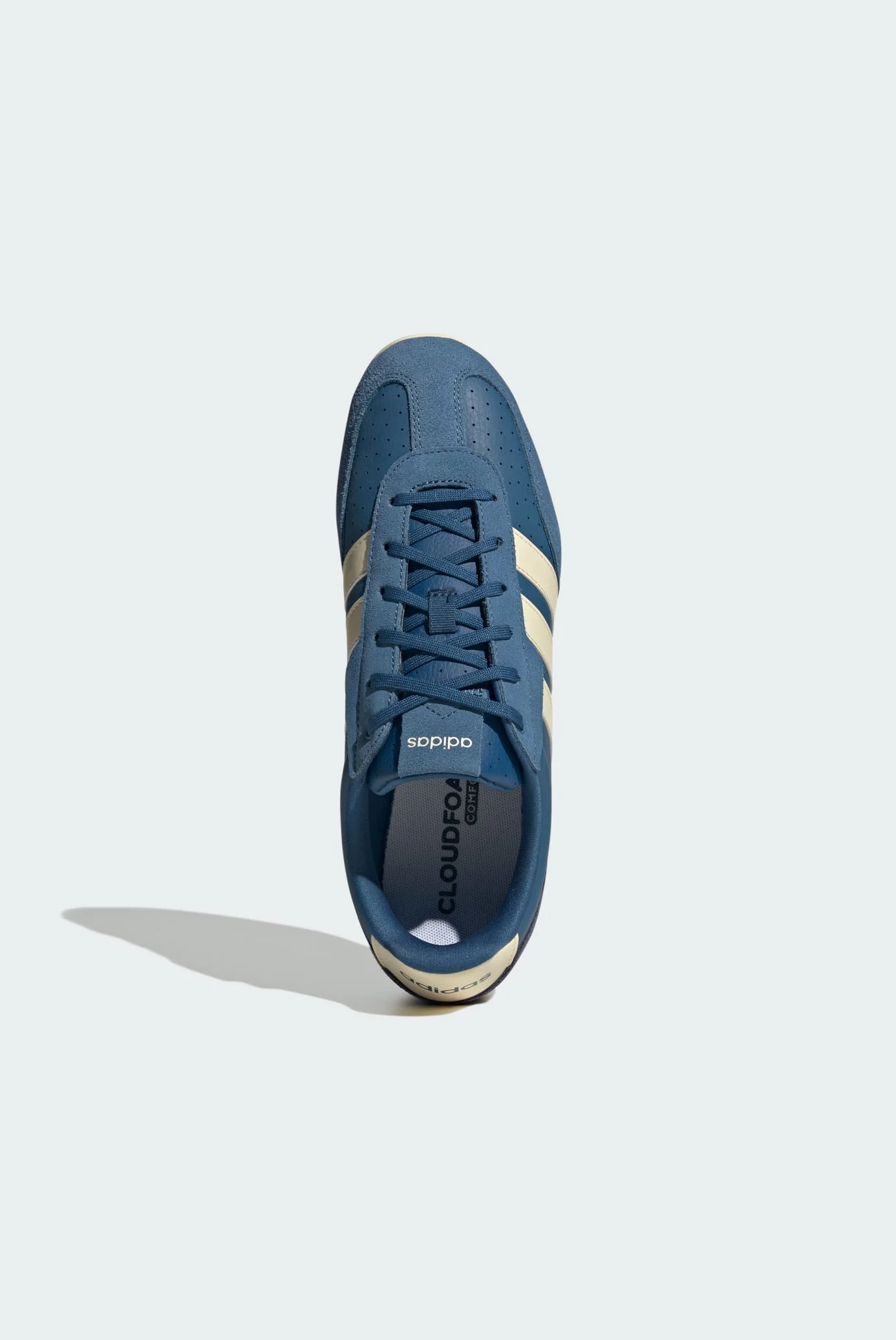 Чоловічі сині кросівки BARREDA LO adidas HQ7378 — MD-Fashion