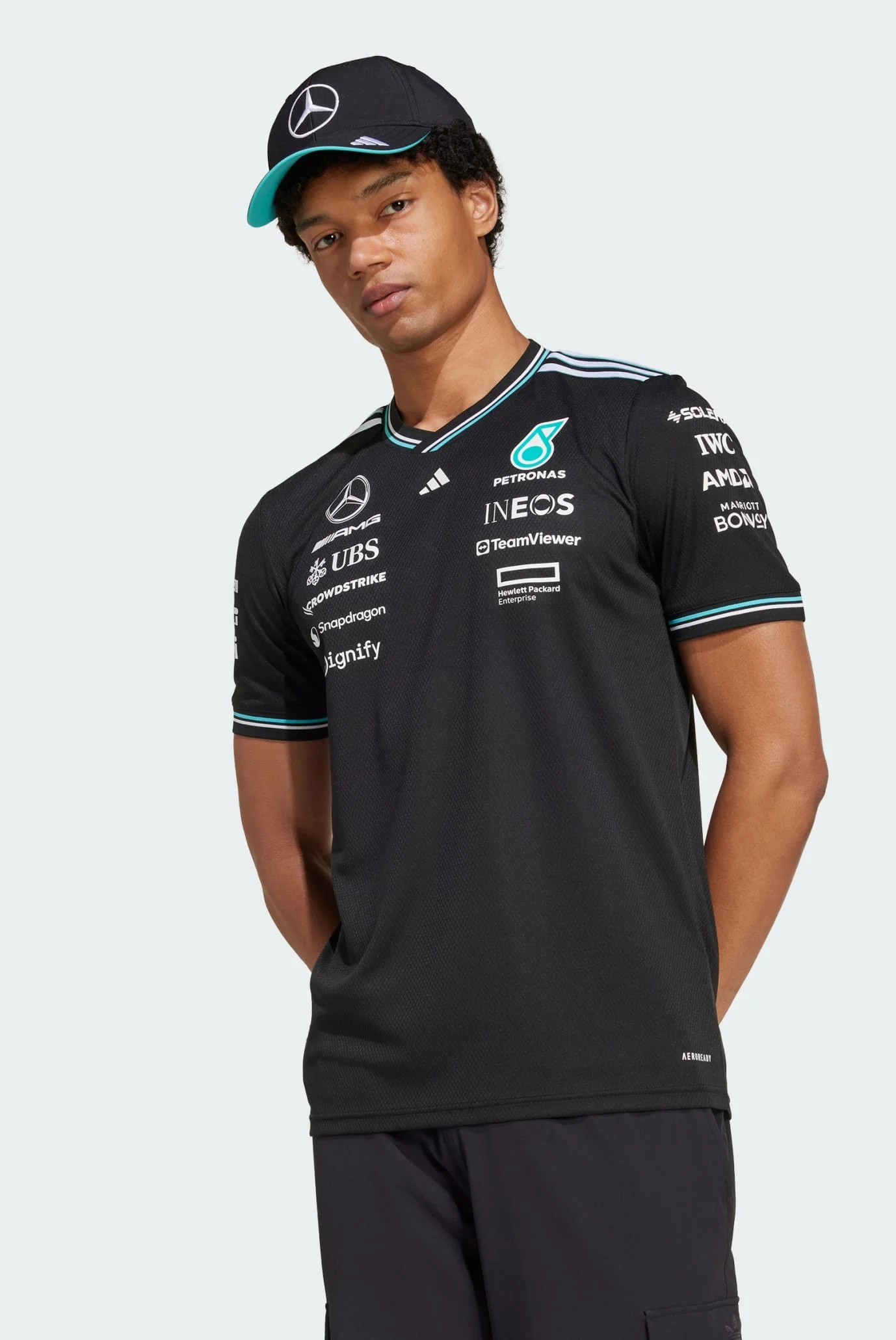 Чоловіча чорна футболка Mercedes - AMG Petronas Formula One Team