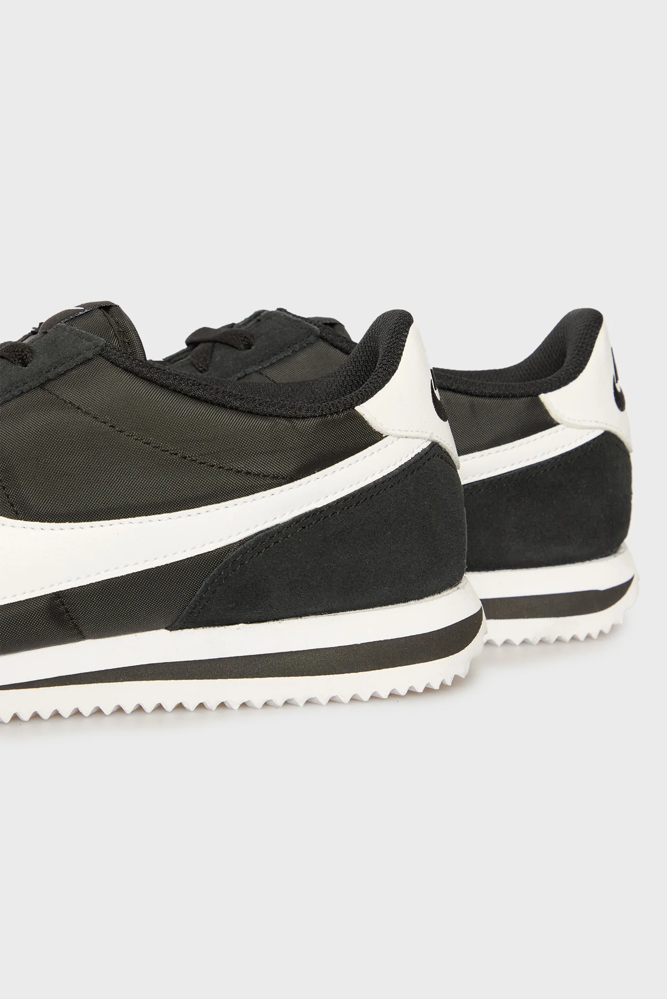 素描 ロココ Мужские черные кроссовки NIKE CORTEZ TXT Nike HF0263-001 — MD-Fashion