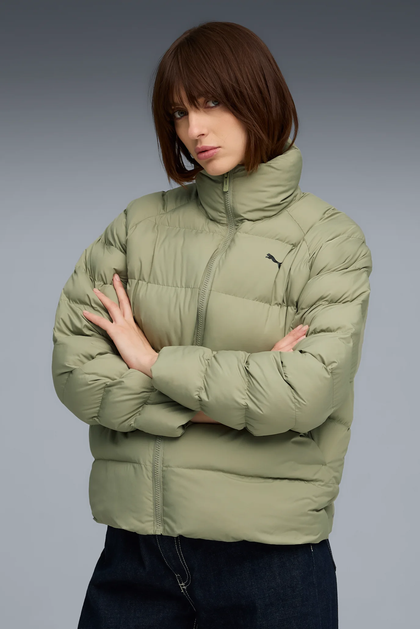 Женская оливковая куртка Mono Jacket Women PUMA 688387_82 — MD-Fashion