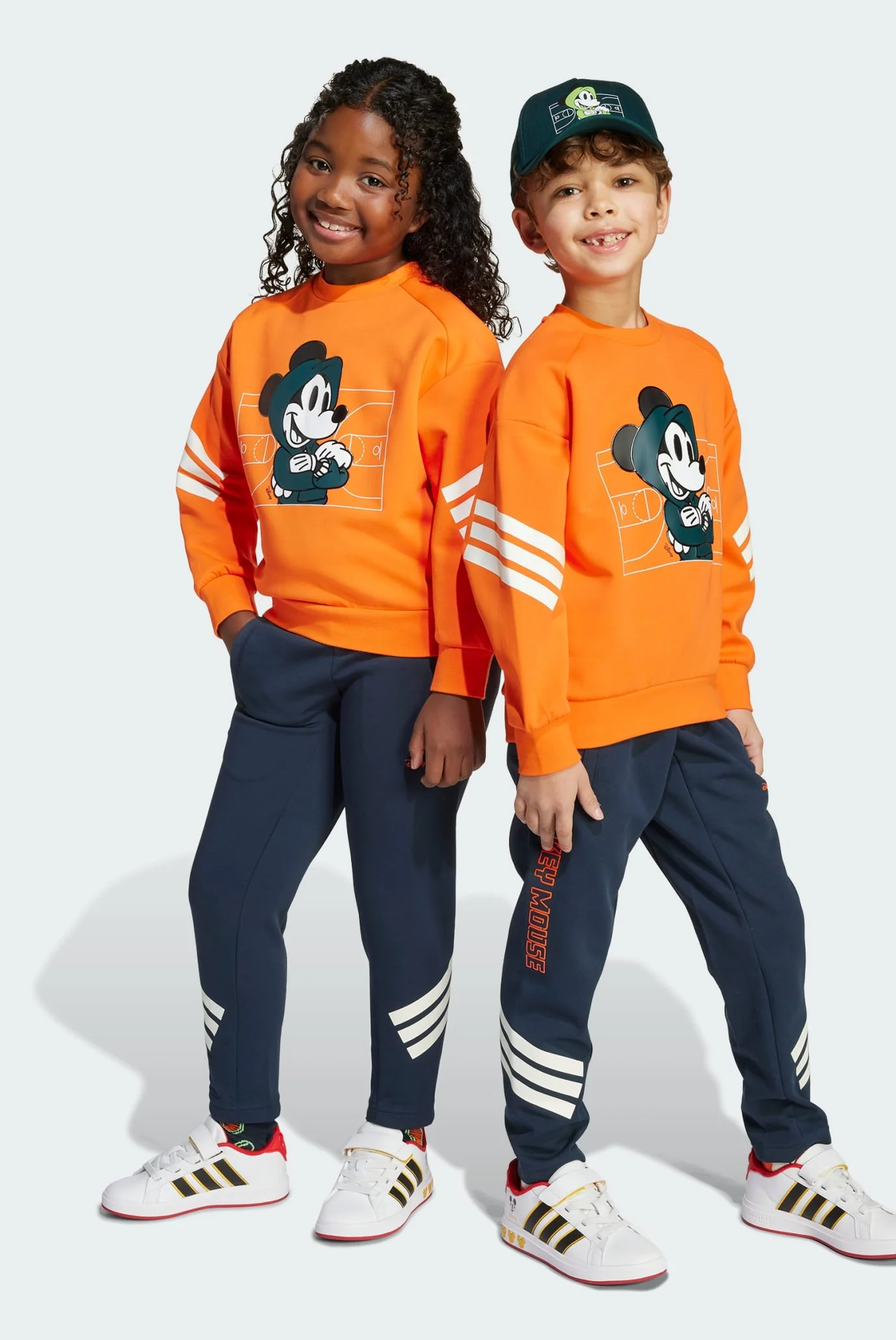 Дитячі темно-сині спортивні штани adidas Disney Mickey Mouse Kids