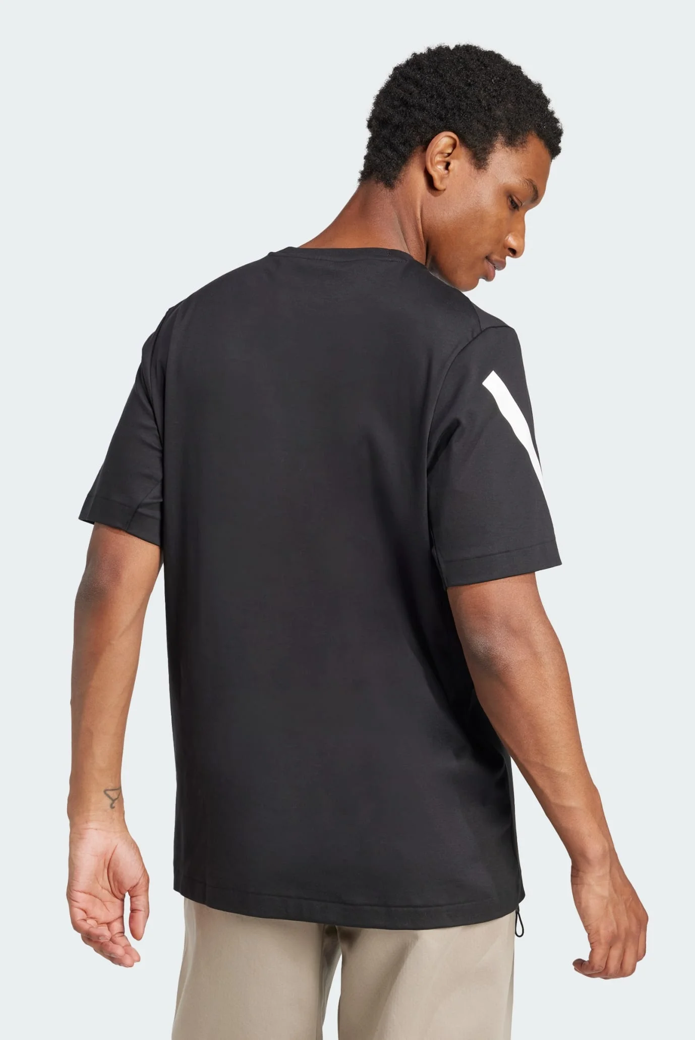 Мужская черная футболка adidas Z.N.E. adidas JC7920 — MD-Fashion