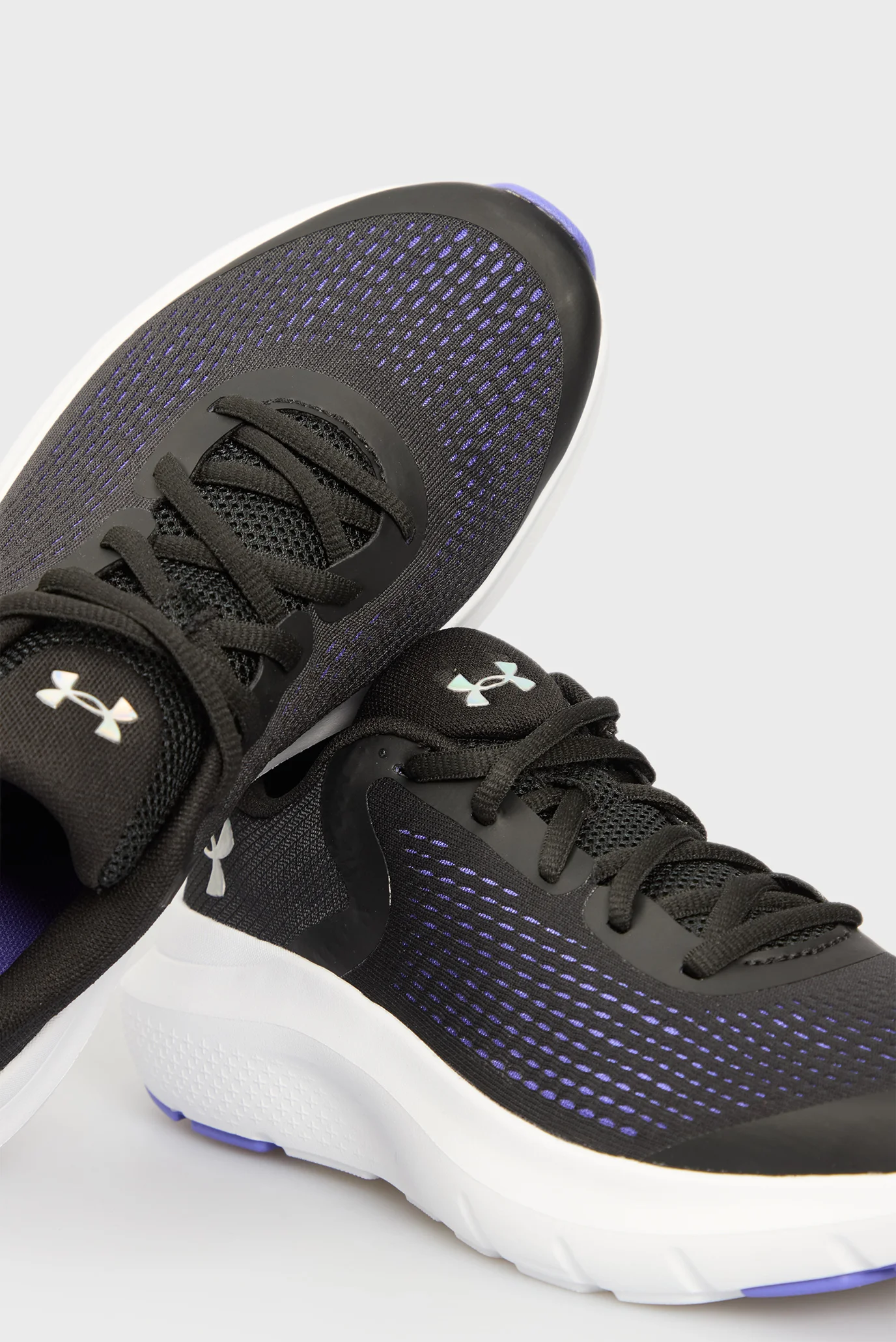 Детские черные кроссовки UA GGS Rogue 5 Under Armour 3028277-001