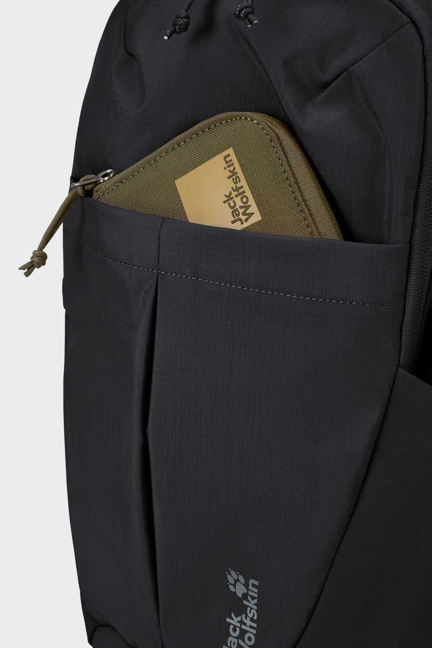 Женский черный рюкзак YUMA 14 Jack Wolfskin A65730_6000 — MD-Fashion